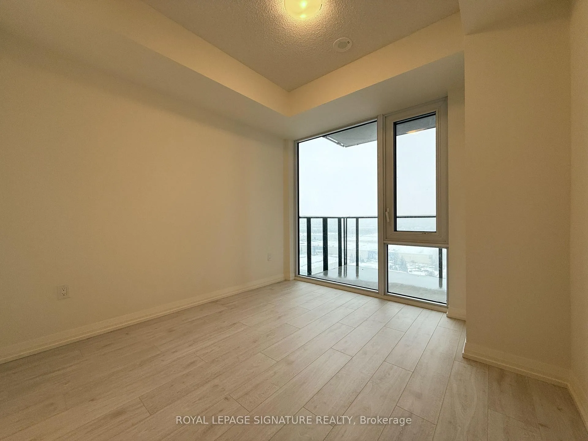 Photo 9 of Unit 1412, 27 Korda Gate, Vaughan, Vellore Village — HOMEH