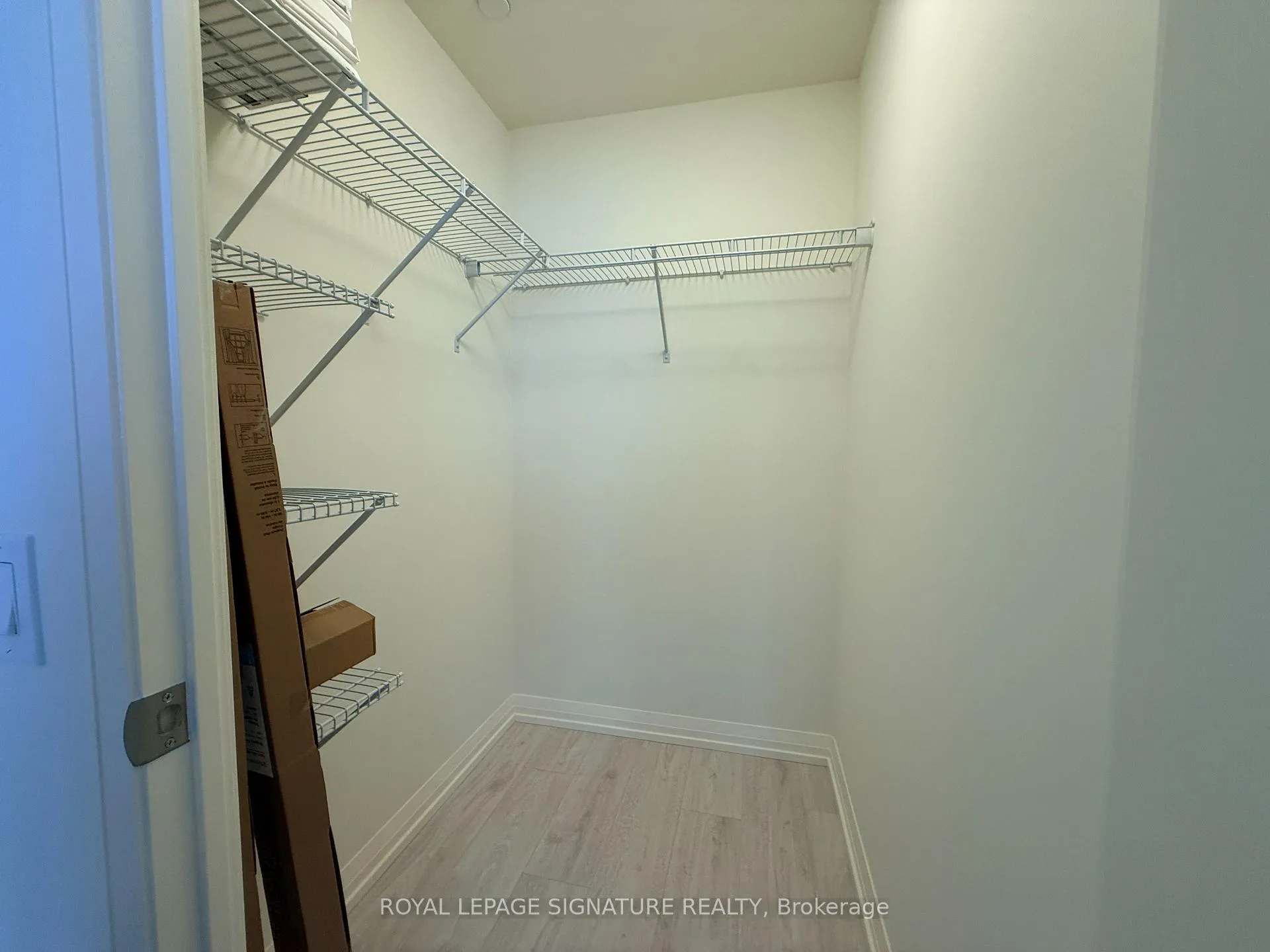 Photo 12 of Unit 1412, 27 Korda Gate, Vaughan, Vellore Village — HOMEH