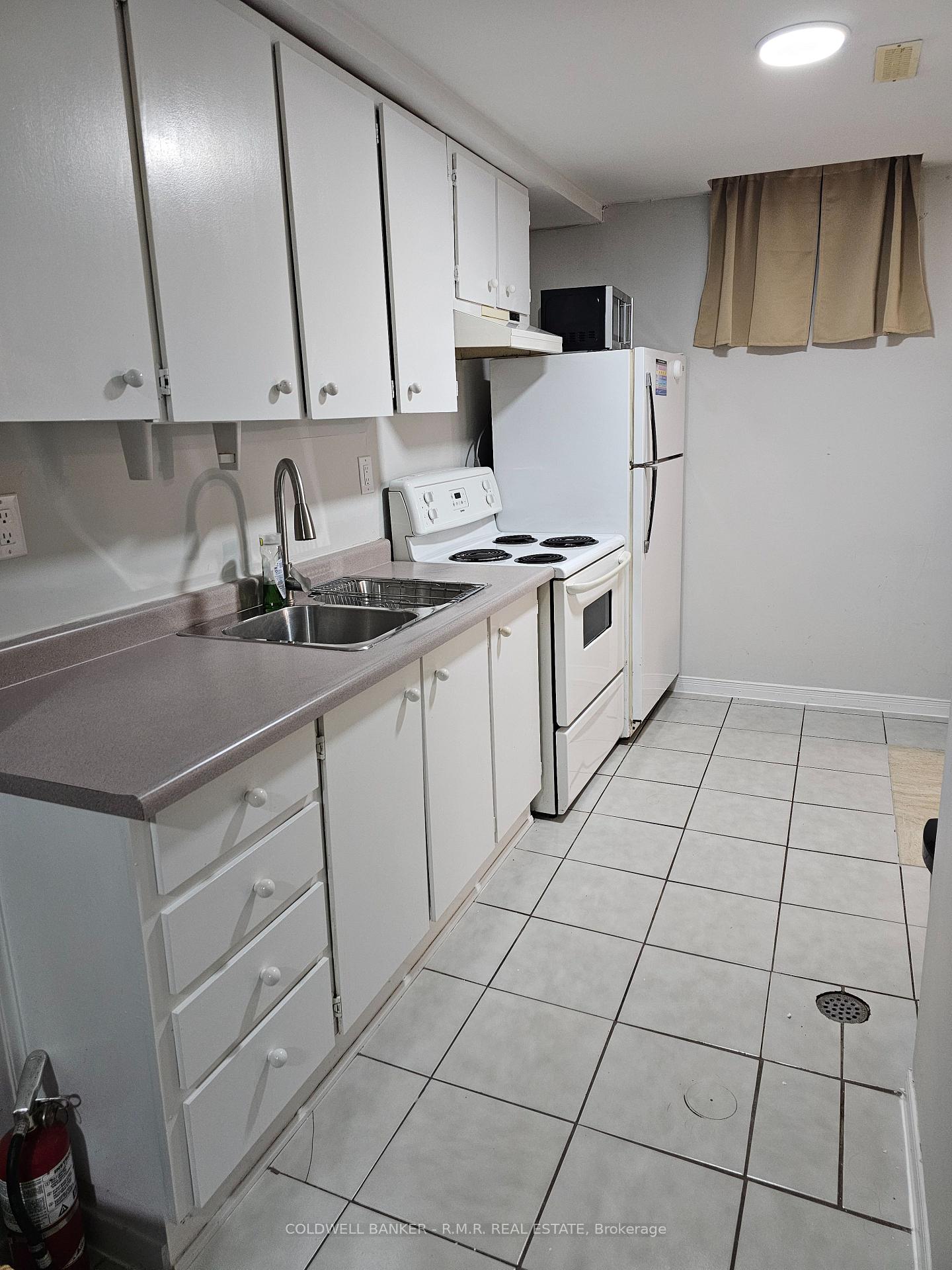 Photo 4 of Unit Bsmt, 22 Hawkins Crescent, Ajax, South West — HOMEH
