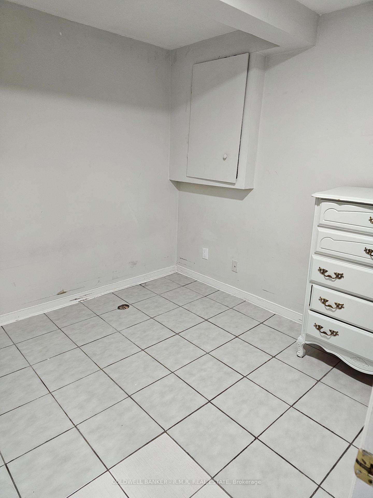 Photo 7 of Unit Bsmt, 22 Hawkins Crescent, Ajax, South West — HOMEH