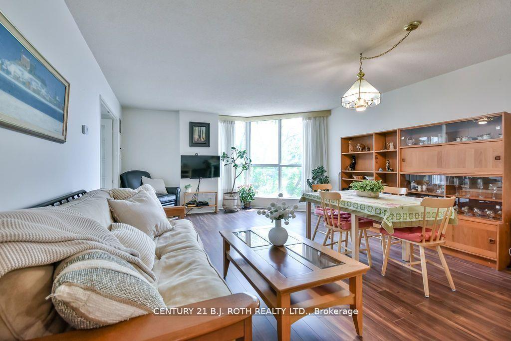 Photo 6 of Unit 508, 150 Dunlop Street E, Barrie, City Centre — HOMEH