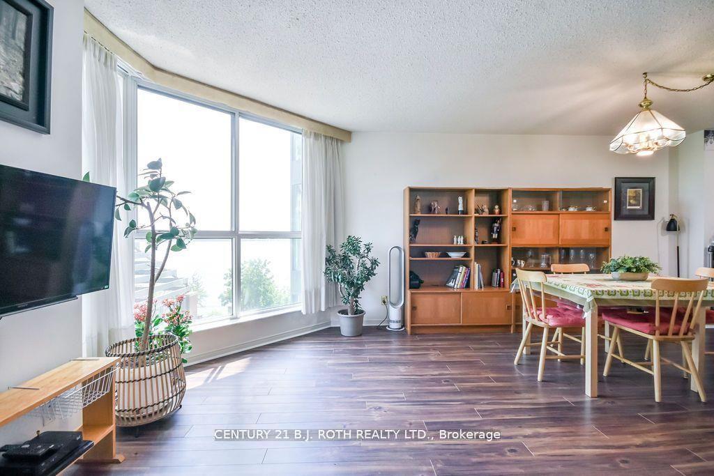 Photo 9 of Unit 508, 150 Dunlop Street E, Barrie, City Centre — HOMEH