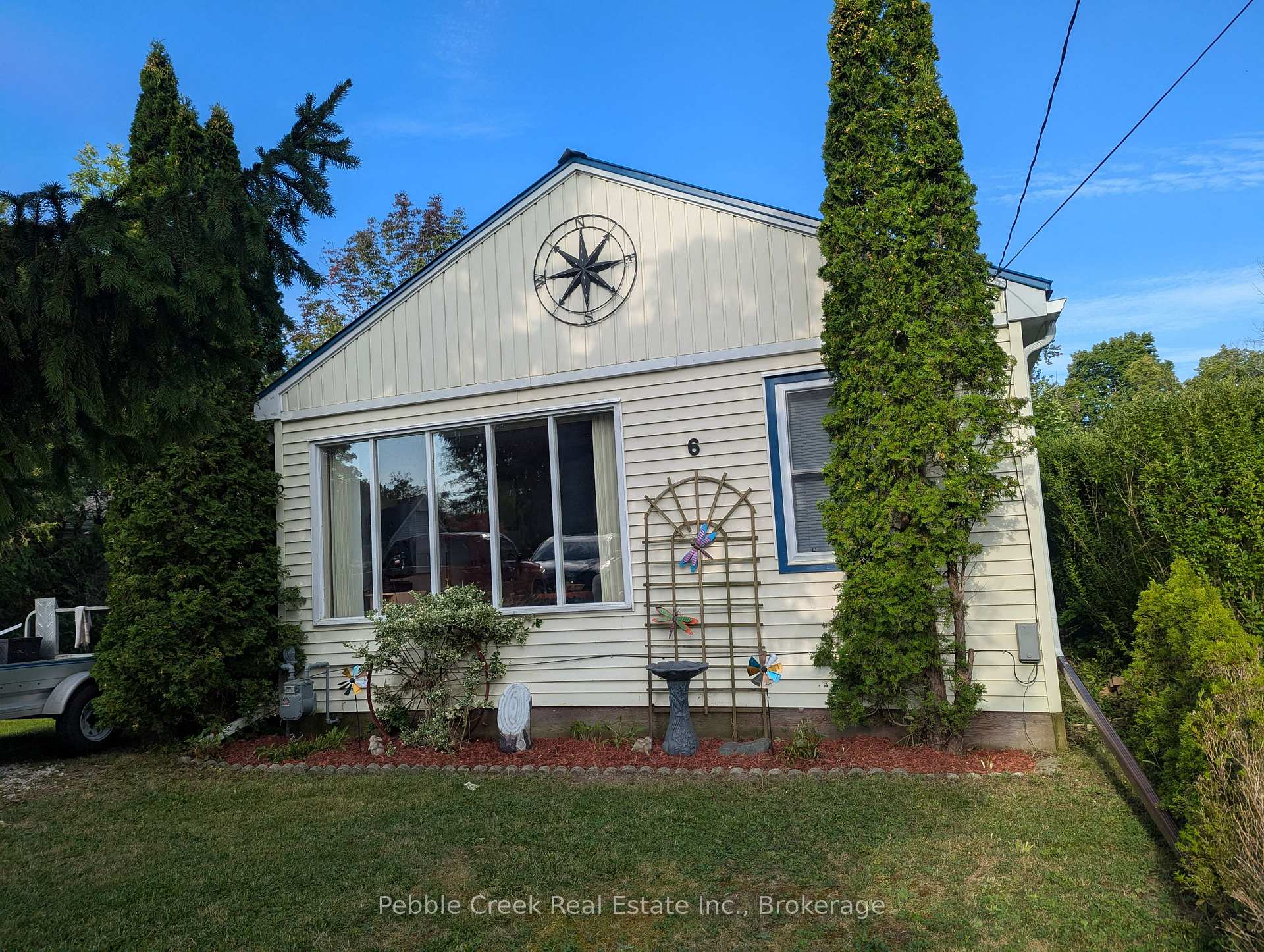 Photo 1 of 6 Park Road, Goderich, Goderich (Town) — HOMEH