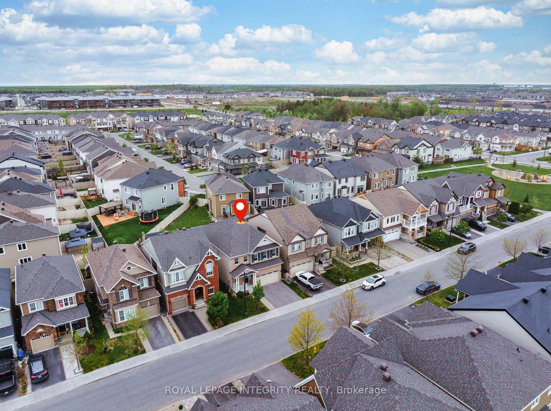 Photo 2 of 187 Lamprey Street, Ottawa, Barrhaven - Half Moon Bay — HOMEH