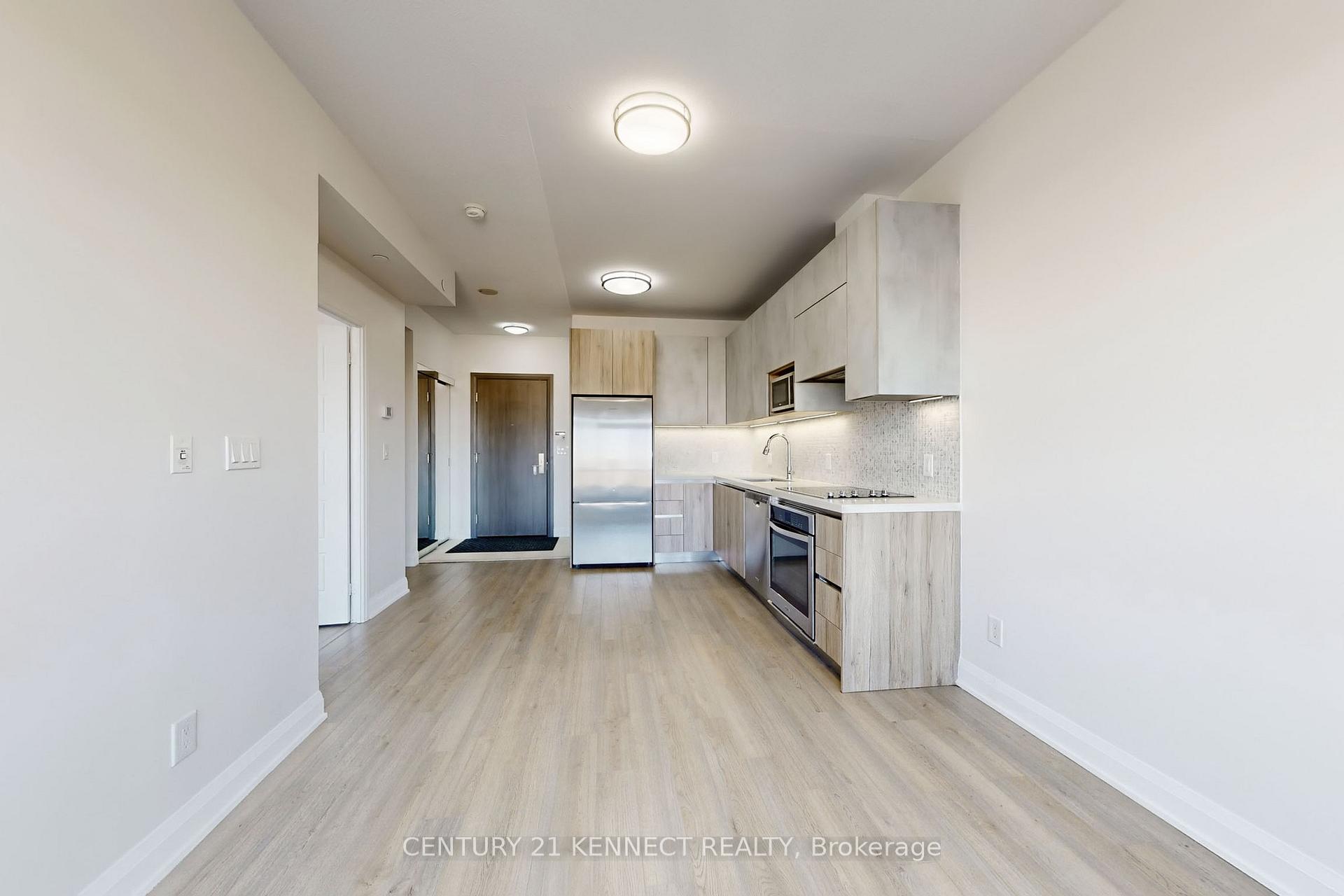 Photo 8 of Unit 621, 25 Water Walk Drive, Markham, Unionville — HOMEH