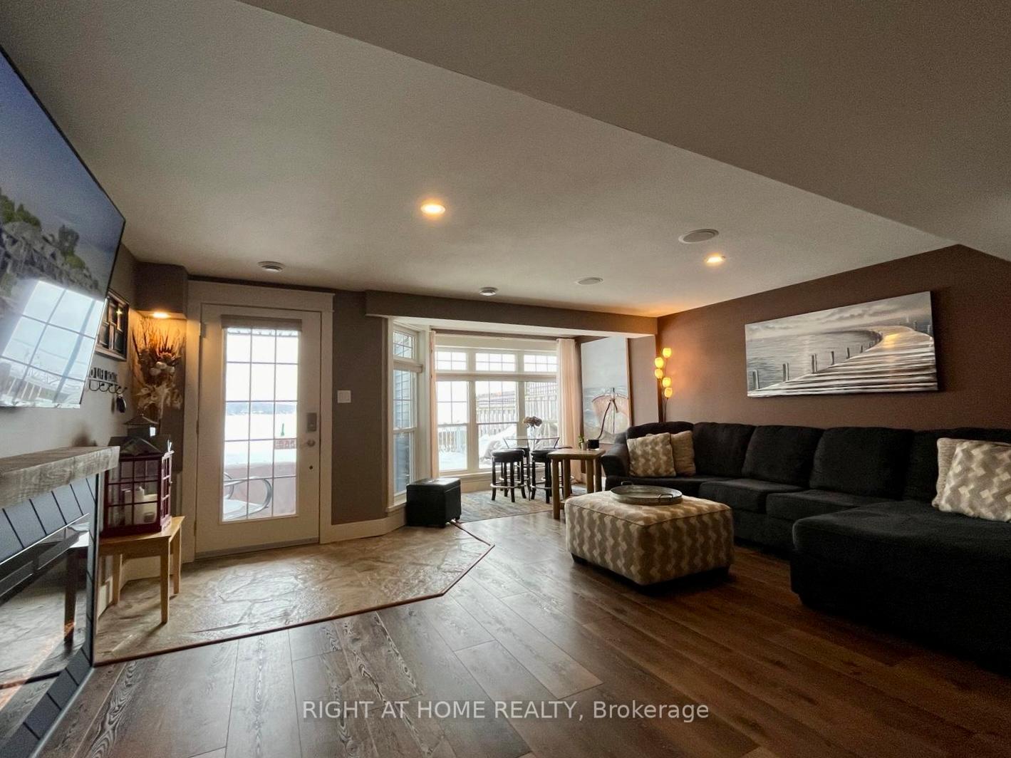 Photo 25 of Unit 15, 155 William Street, Midland — HOMEH