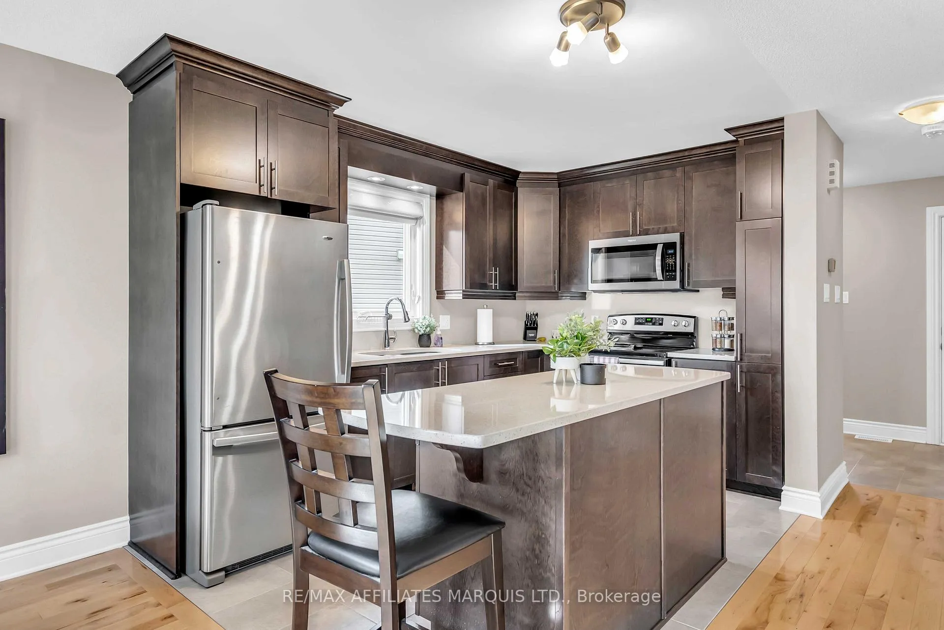 Photo 3 of 1101 Clement Court, Cornwall — HOMEH