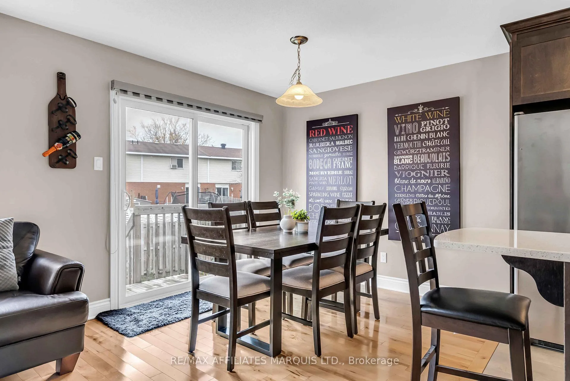 Photo 10 of 1101 Clement Court, Cornwall — HOMEH