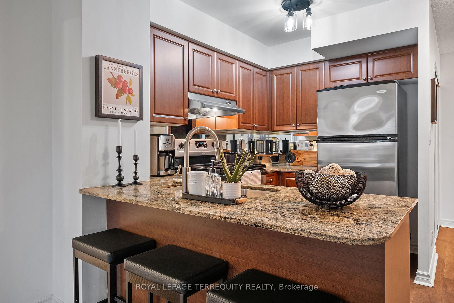Photo 7 of Unit 216, 225 Wellesley Street E, Toronto, Cabbagetown-South St. James Town — HOMEH