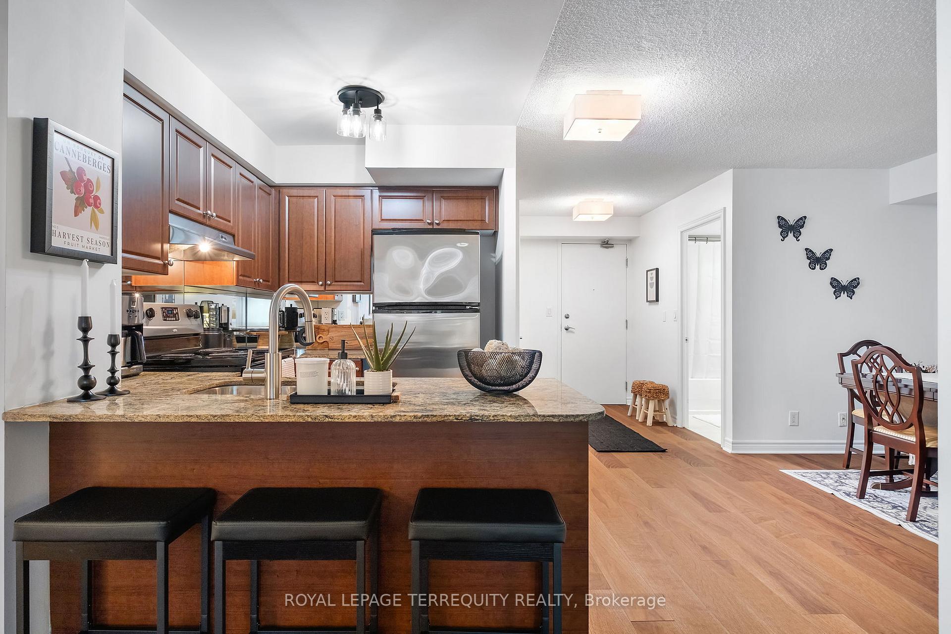 Photo 8 of Unit 216, 225 Wellesley Street E, Toronto, Cabbagetown-South St. James Town — HOMEH