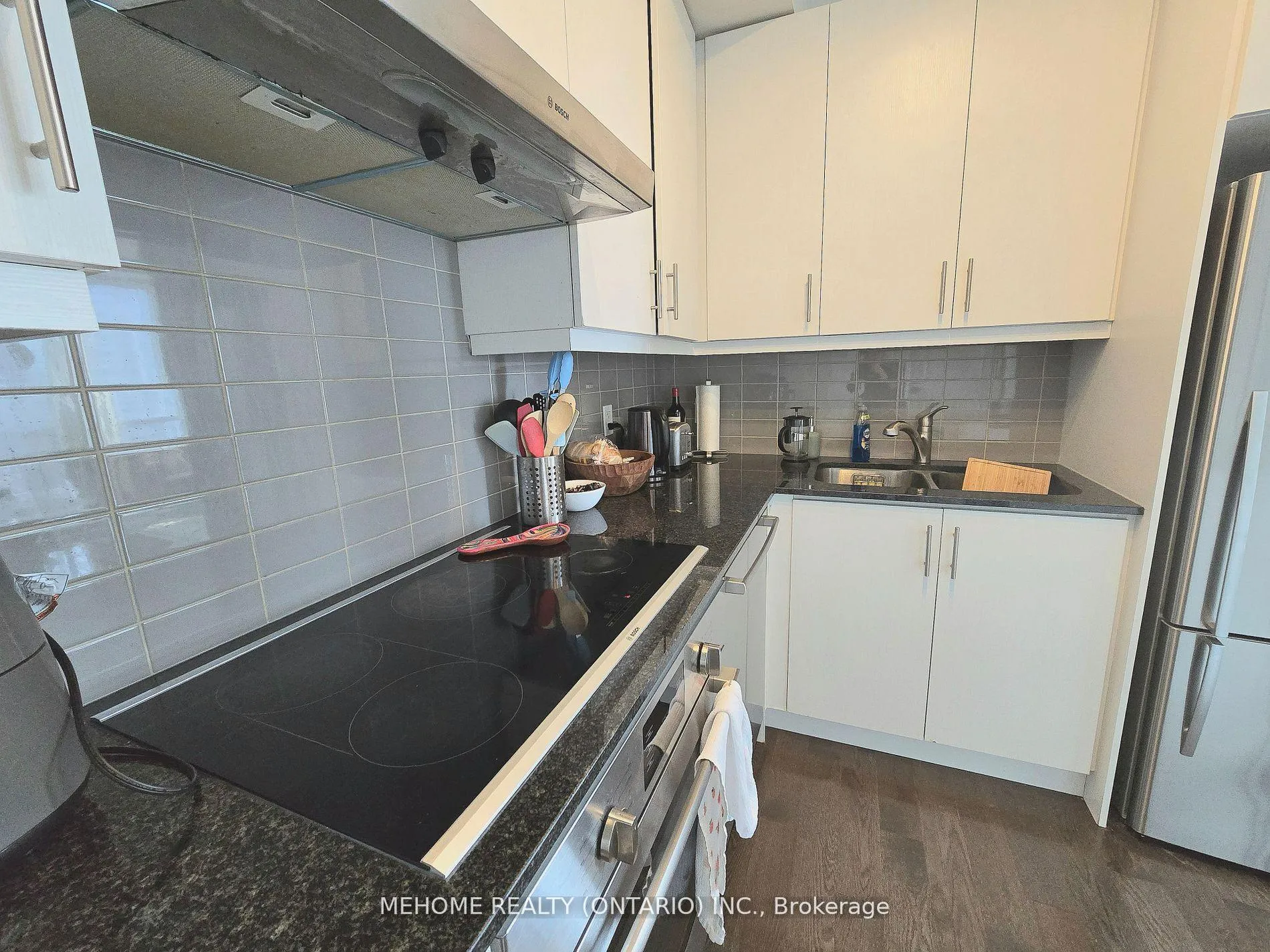 Photo 6 of Unit 1508, 1 The Esplanade Drive, Toronto, Waterfront Communities — HOMEH