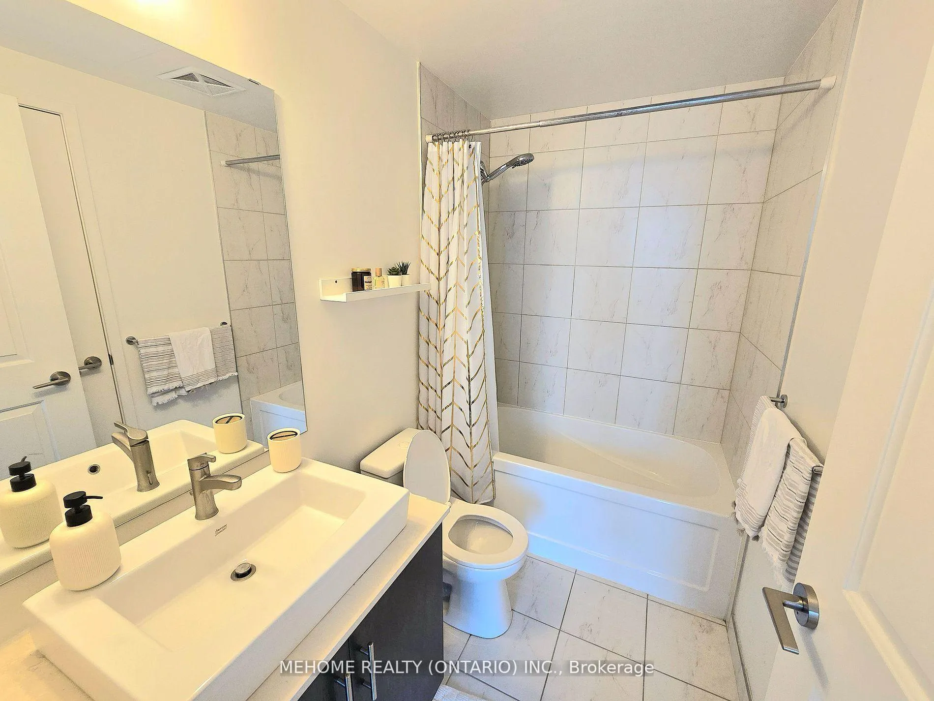 Photo 19 of Unit 1508, 1 The Esplanade Drive, Toronto, Waterfront Communities — HOMEH