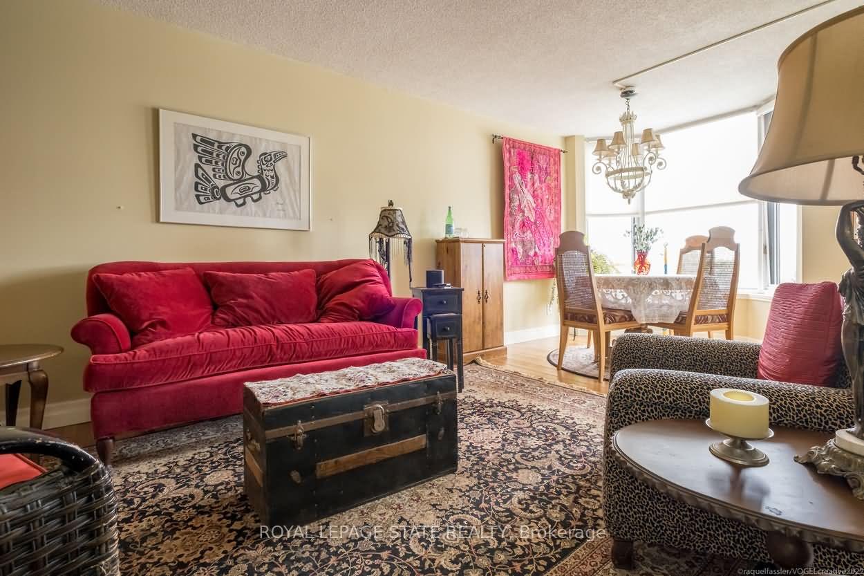 Photo 27 of Unit 403, 180 Limeridge Road W, Hamilton, Rolston — HOMEH