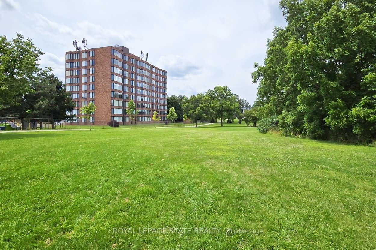 Photo 49 of Unit 403, 180 Limeridge Road W, Hamilton, Rolston — HOMEH