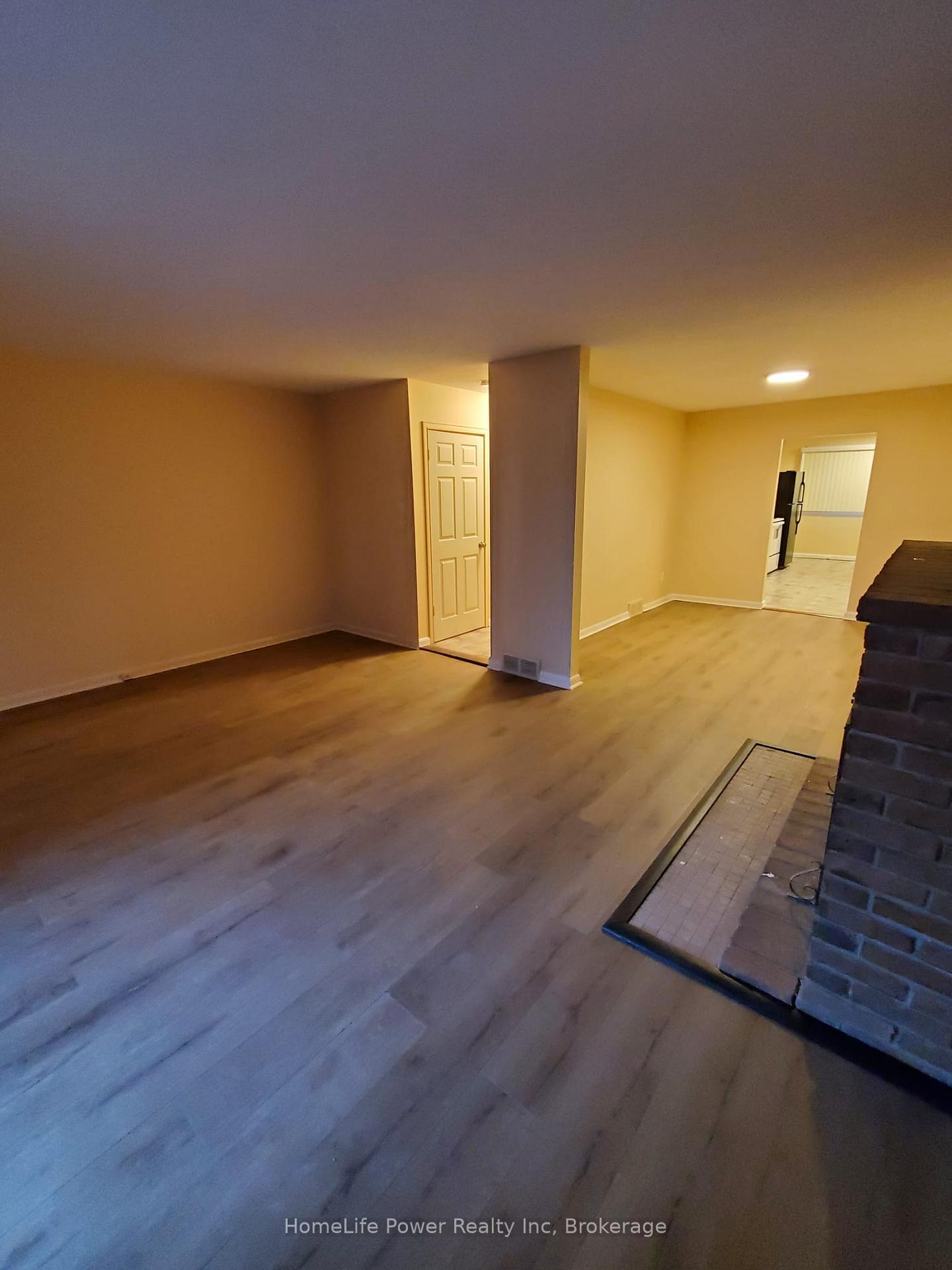Photo 14 of 225 Shakespeare Drive, Waterloo — HOMEH
