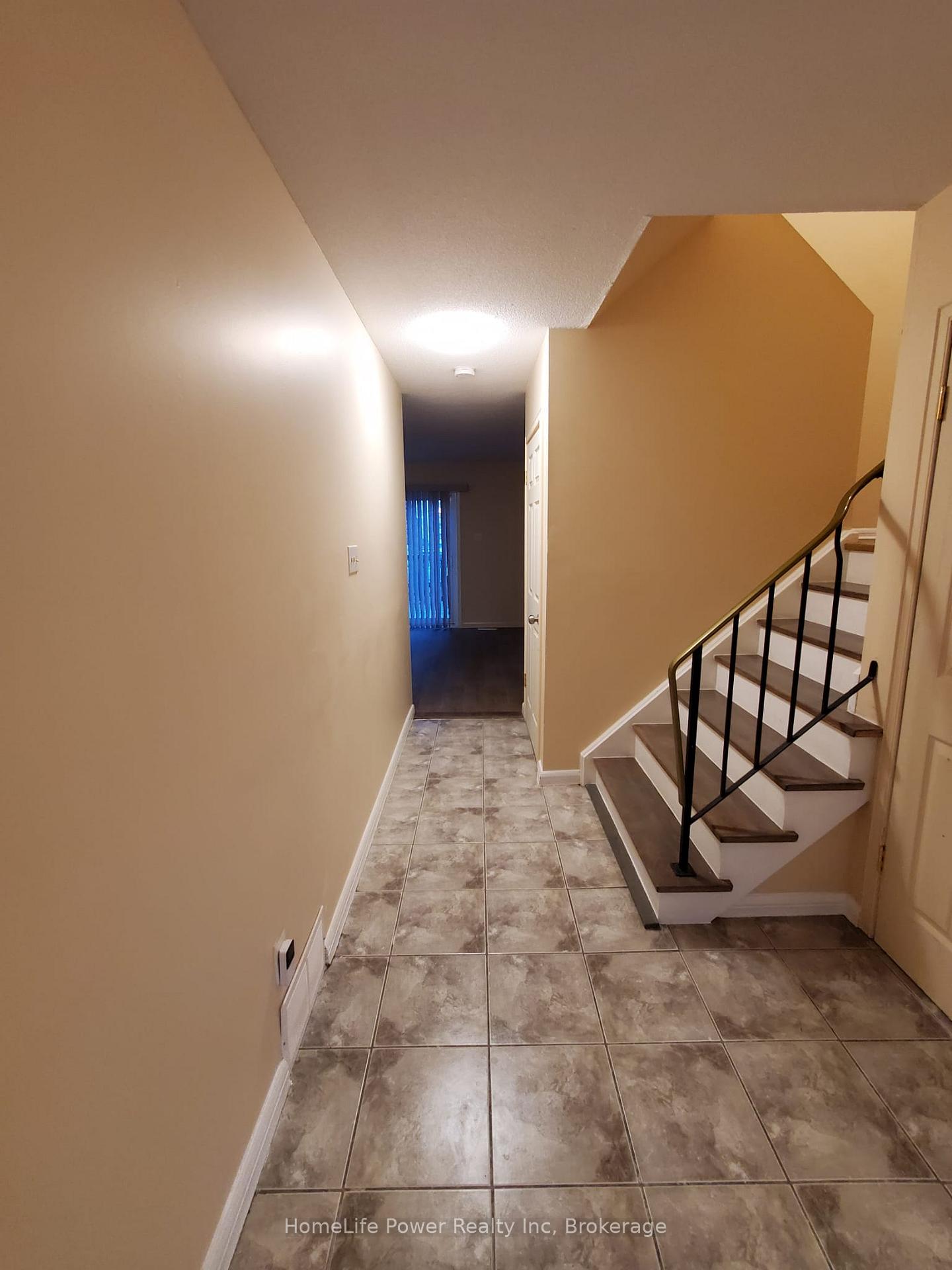 Photo 15 of 225 Shakespeare Drive, Waterloo — HOMEH