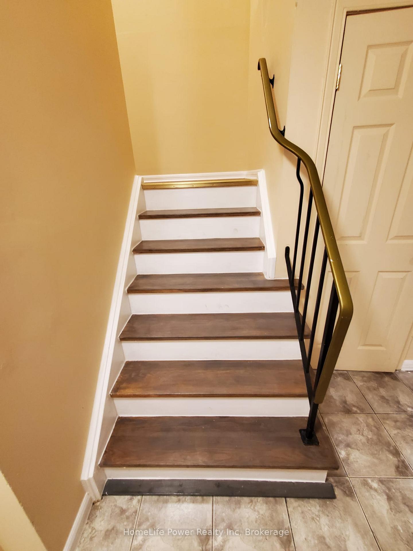 Photo 16 of 225 Shakespeare Drive, Waterloo — HOMEH