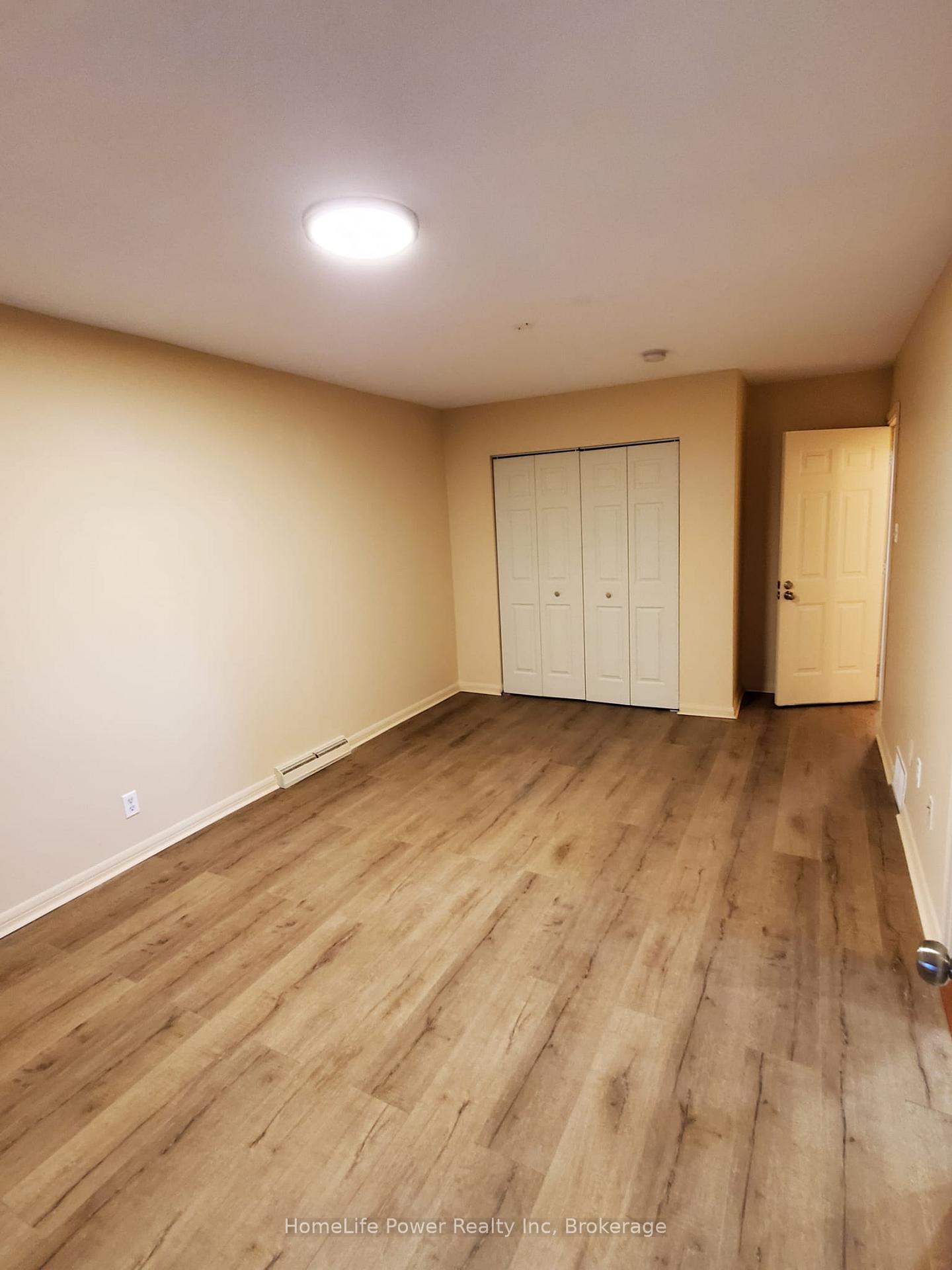 Photo 18 of 225 Shakespeare Drive, Waterloo — HOMEH