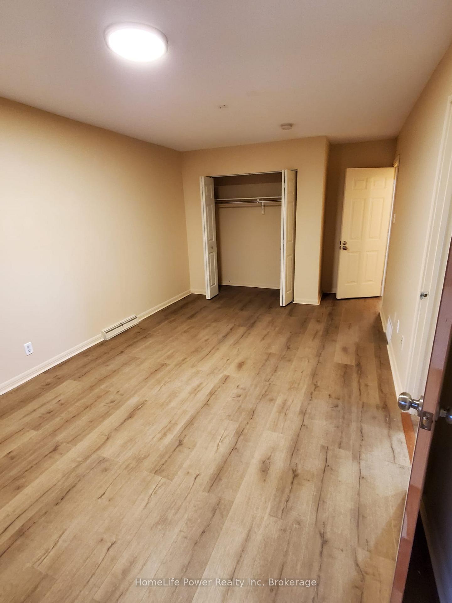 Photo 19 of 225 Shakespeare Drive, Waterloo — HOMEH