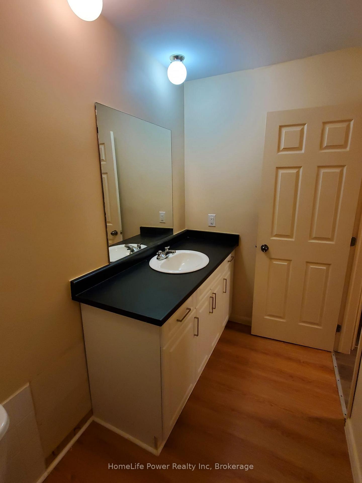 Photo 24 of 225 Shakespeare Drive, Waterloo — HOMEH