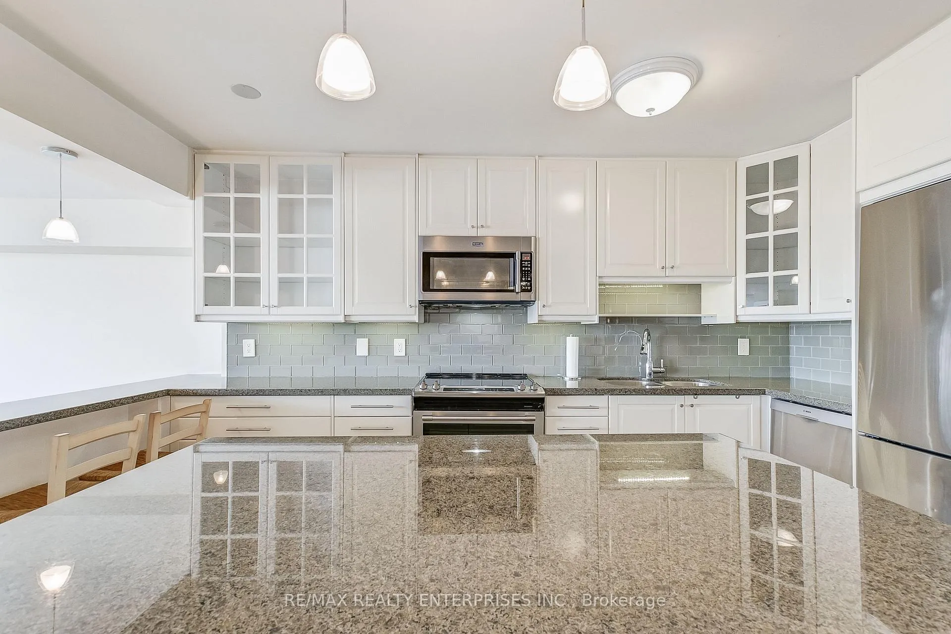 Photo 9 of Unit 1809, 250 Scarlett Road, Toronto, Rockcliffe-Smythe — HOMEH