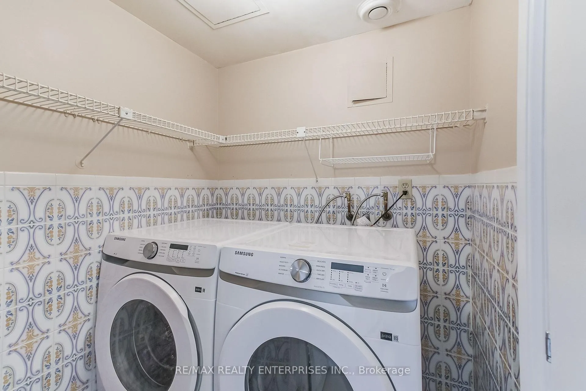 Photo 20 of Unit 1809, 250 Scarlett Road, Toronto, Rockcliffe-Smythe — HOMEH