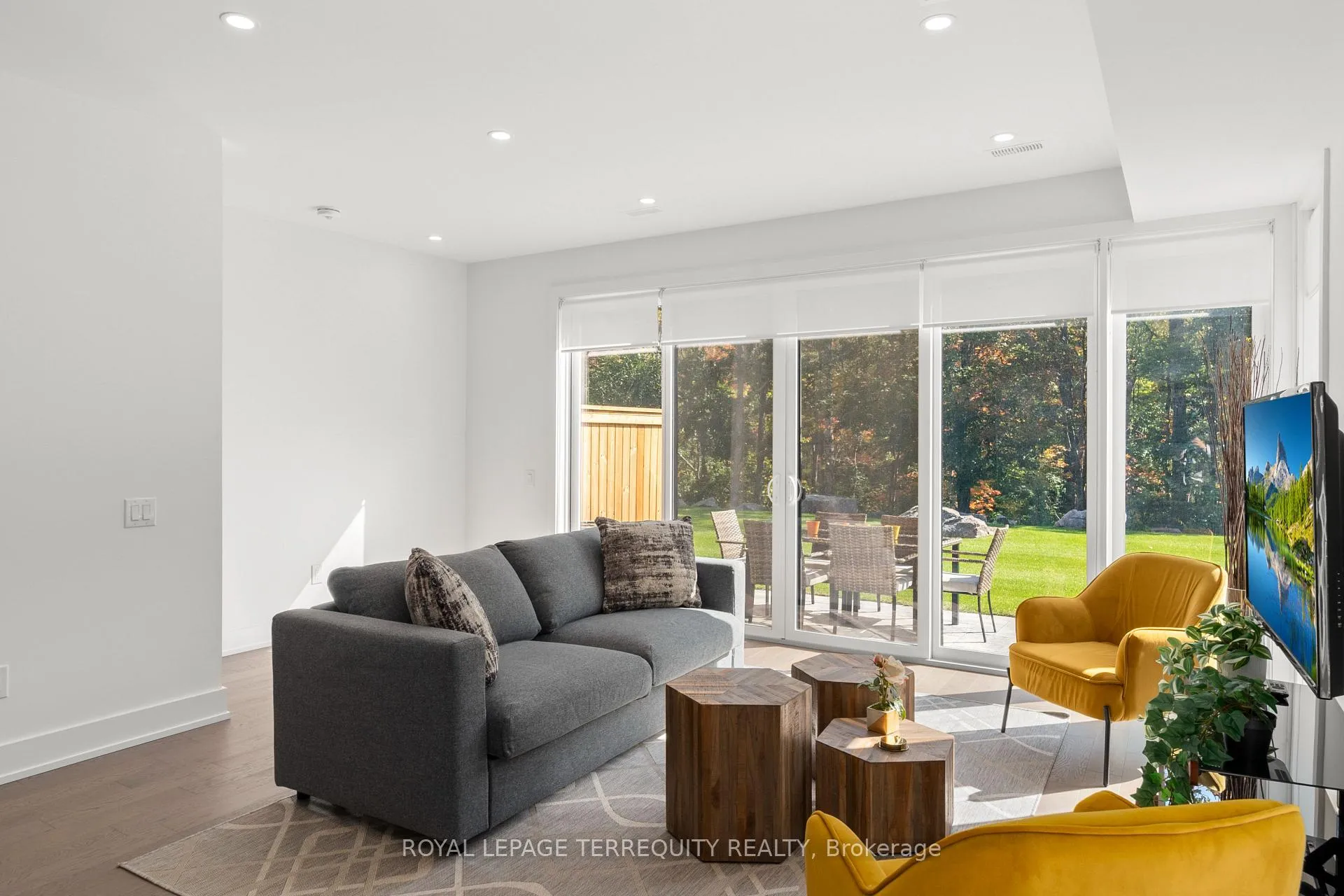 Photo 11 of 43 Rockmount Crescent, Gravenhurst, Muskoka (S) — HOMEH
