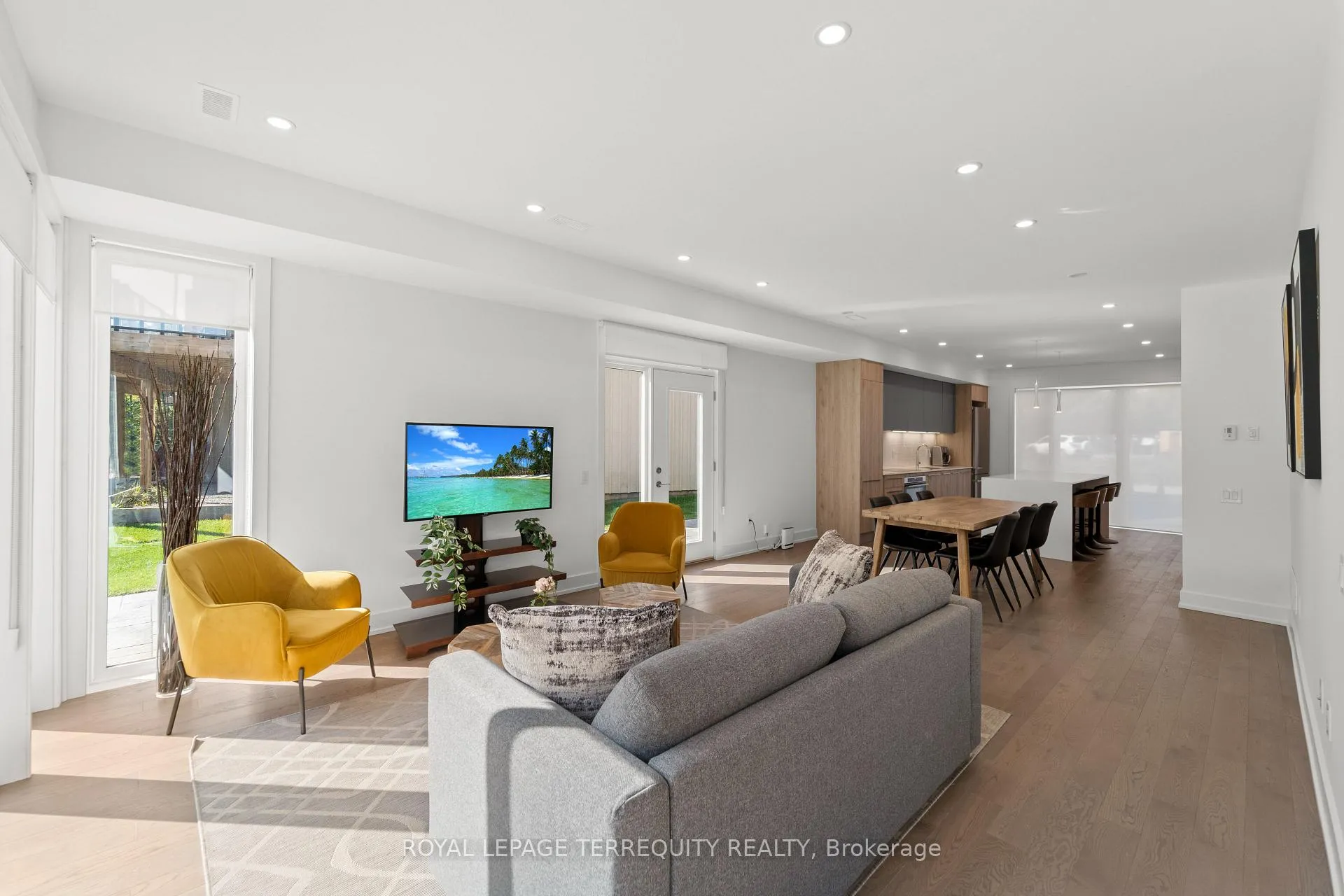 Photo 13 of 43 Rockmount Crescent, Gravenhurst, Muskoka (S) — HOMEH