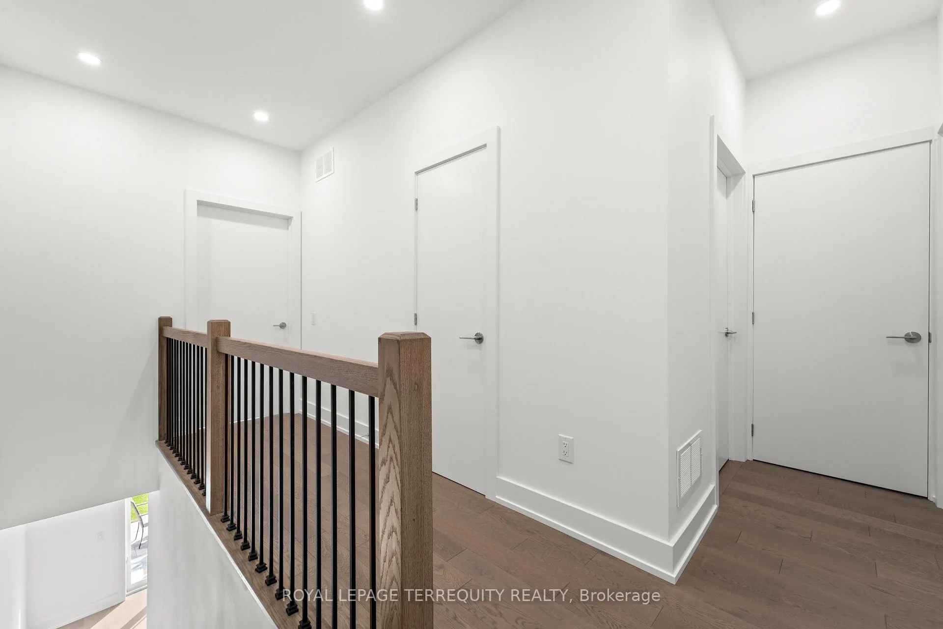 Photo 17 of 43 Rockmount Crescent, Gravenhurst, Muskoka (S) — HOMEH