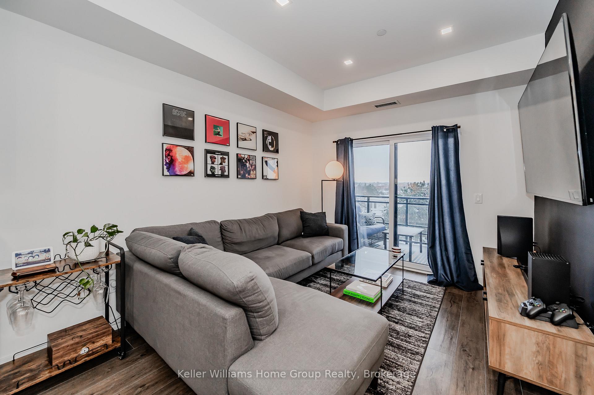 Photo 10 of Unit 418, 251 Northfield Drive E, Waterloo — HOMEH