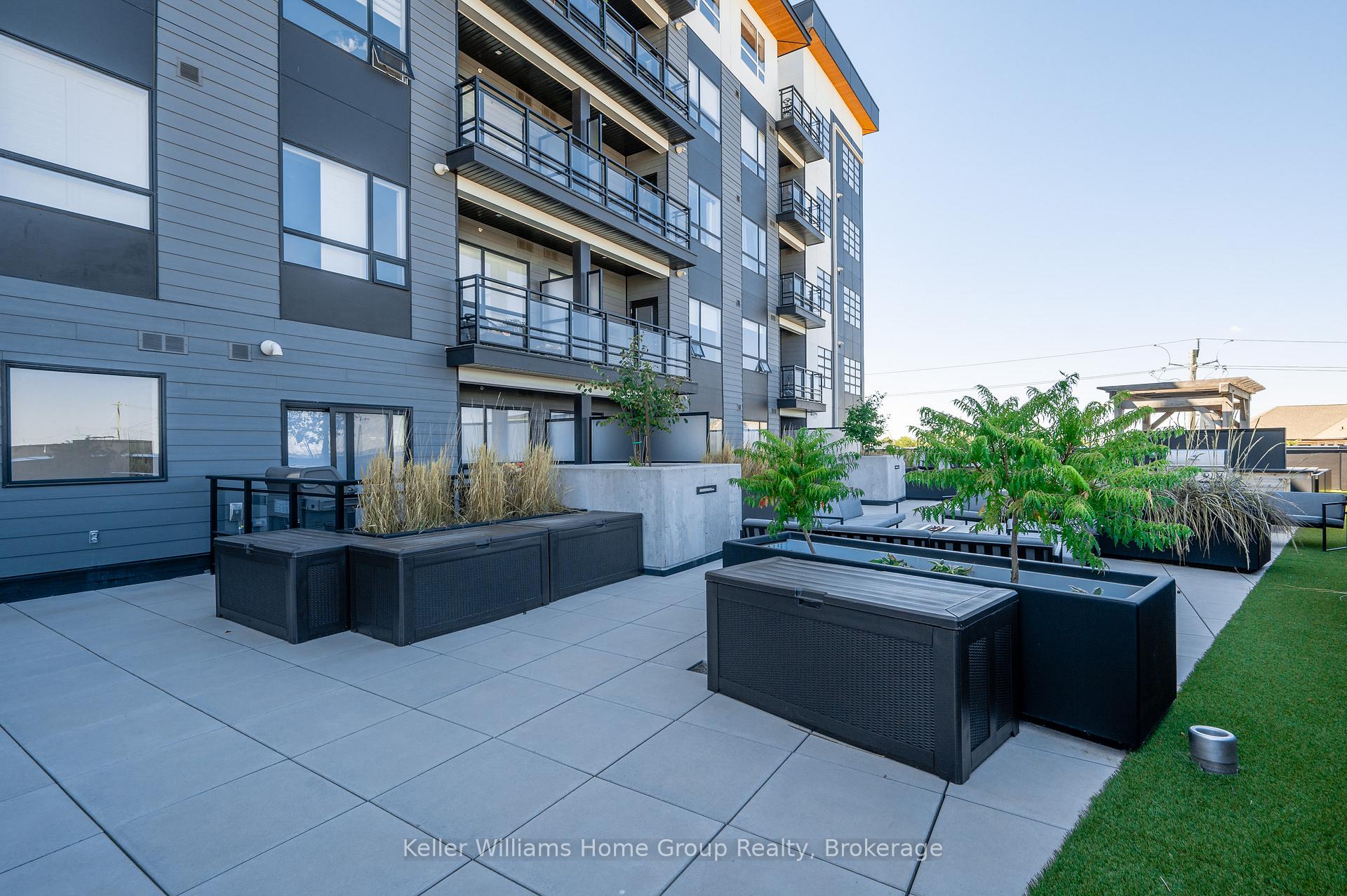 Photo 32 of Unit 418, 251 Northfield Drive E, Waterloo — HOMEH