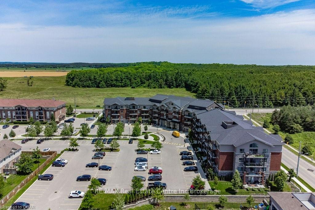 Photo 2 of Unit 414, 35 Kingsbury Square, Guelph, Pineridge/Westminster Woods — HOMEH