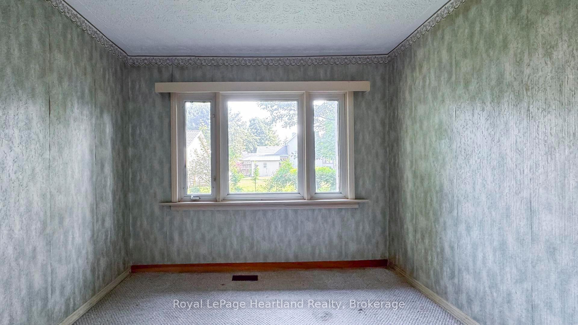 Photo 29 of 157 Dunlop Street, Central Huron, Clinton — HOMEH