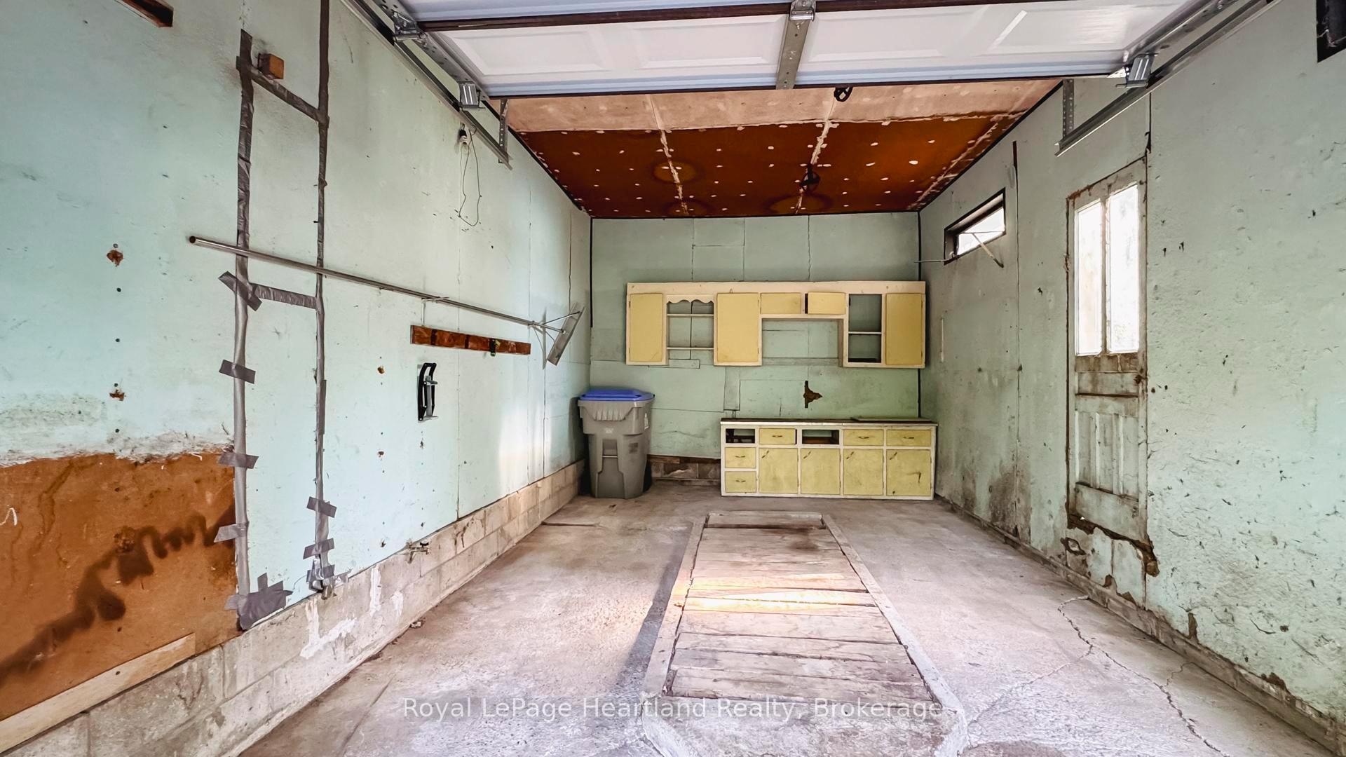 Photo 28 of 157 Dunlop Street, Central Huron, Clinton — HOMEH