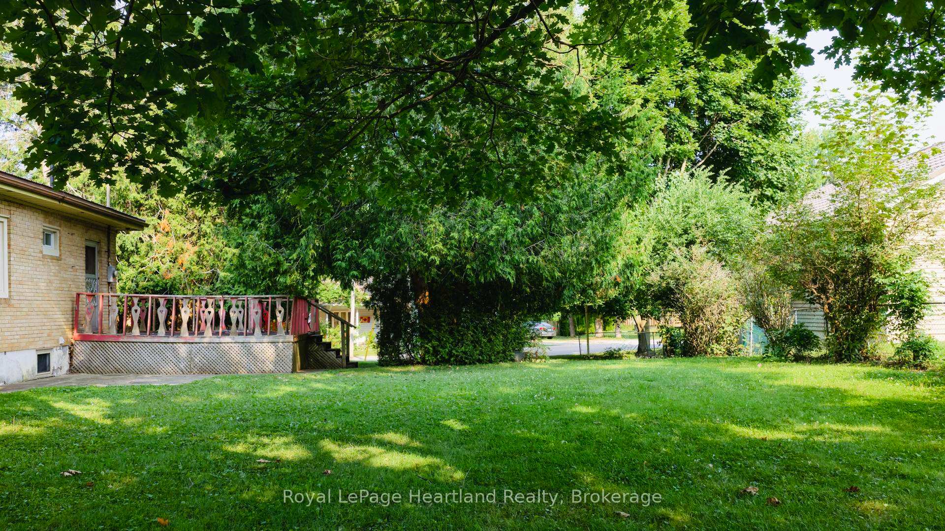 Photo 37 of 157 Dunlop Street, Central Huron, Clinton — HOMEH