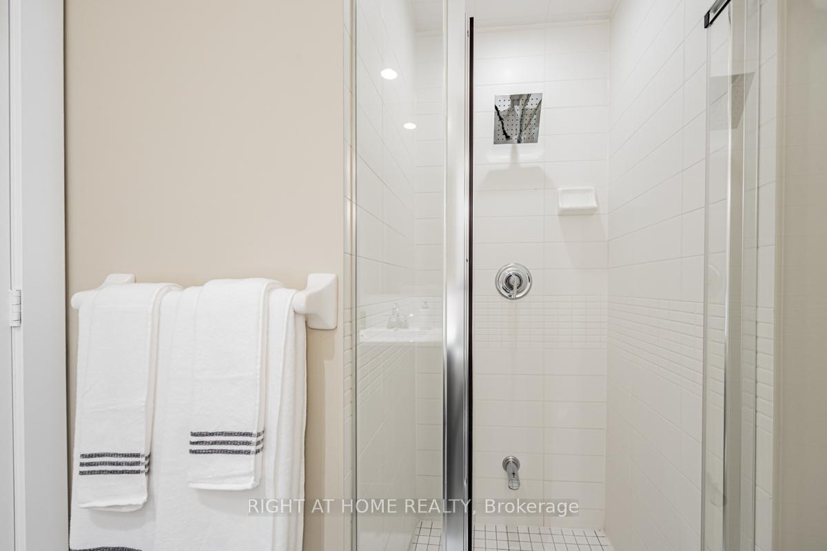 Photo 6 of Unit 2909, 120 Homewood Avenue, Toronto, North St. James Town — HOMEH