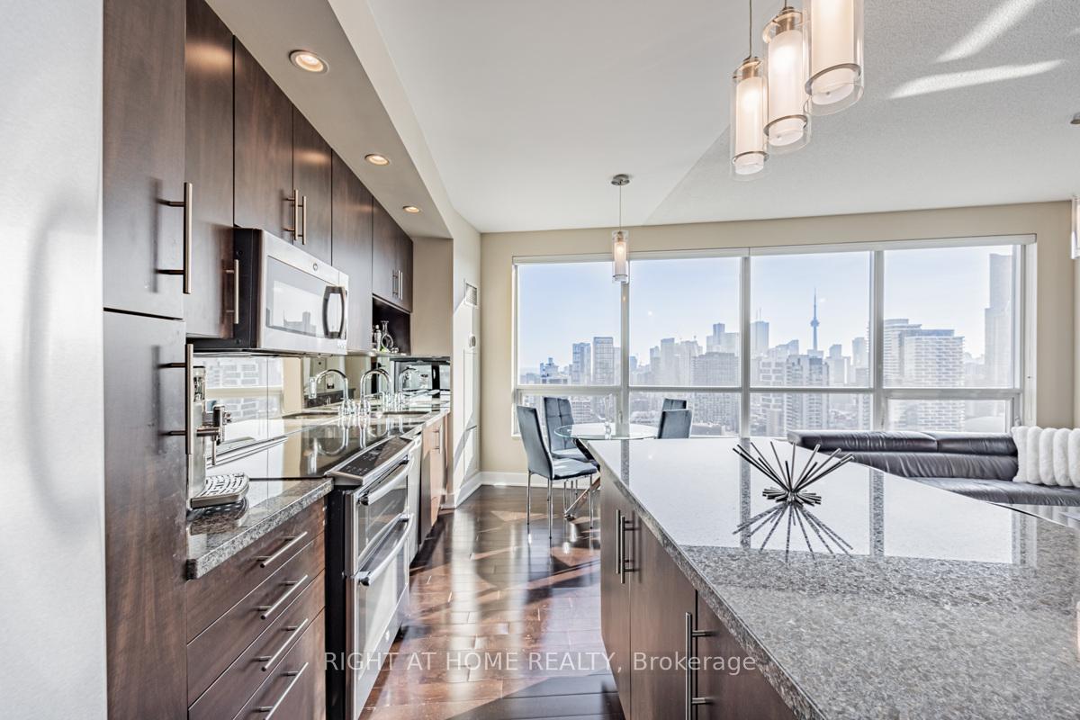 Photo 9 of Unit 2909, 120 Homewood Avenue, Toronto, North St. James Town — HOMEH