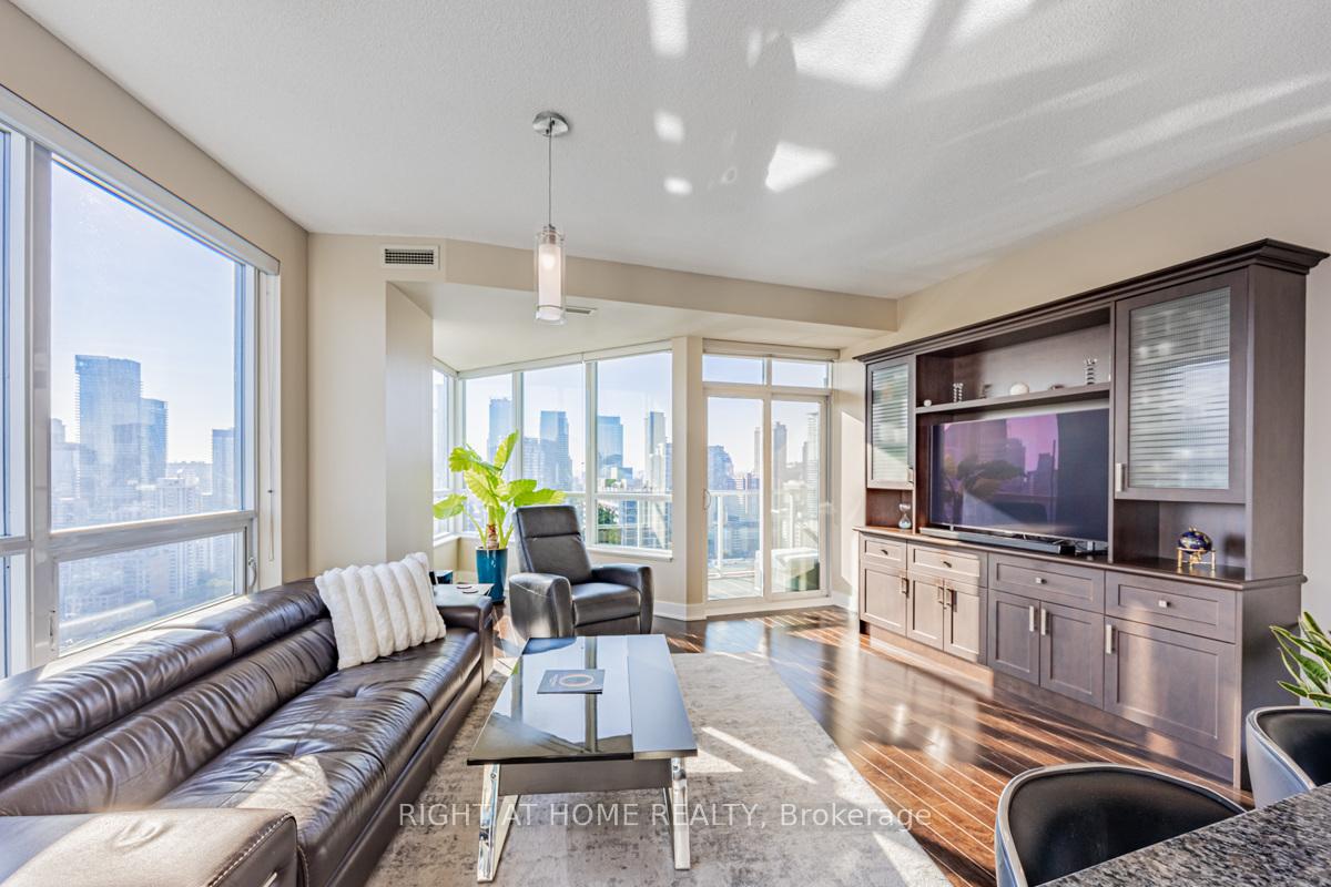 Photo 23 of Unit 2909, 120 Homewood Avenue, Toronto, North St. James Town — HOMEH