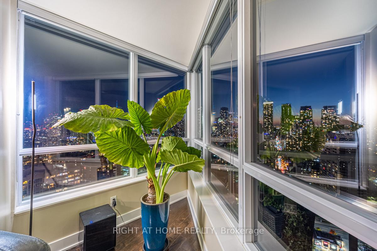 Photo 19 of Unit 2909, 120 Homewood Avenue, Toronto, North St. James Town — HOMEH