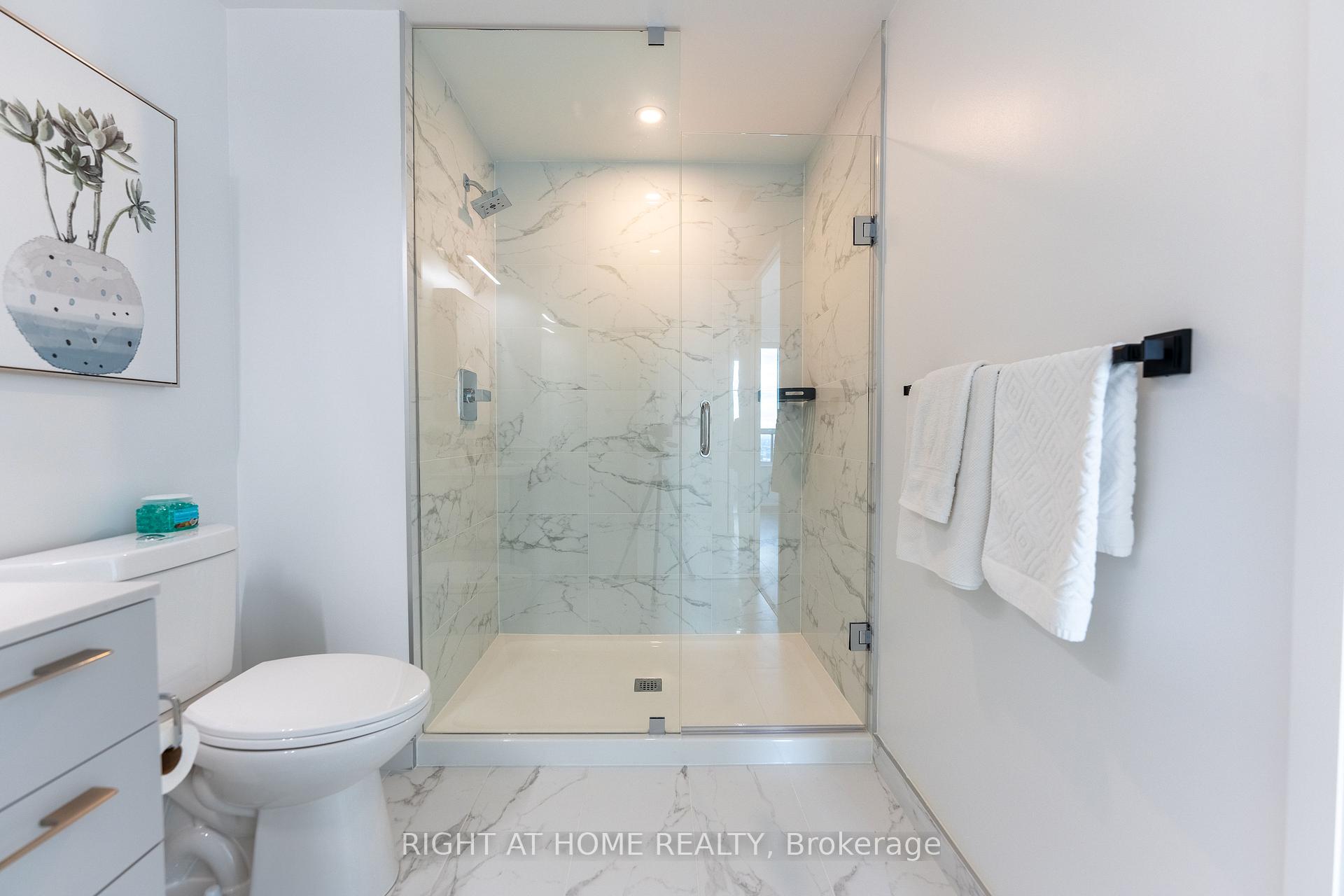 Photo 27 of Unit 4007, 8 Water Walk Drive, Markham, Unionville — HOMEH