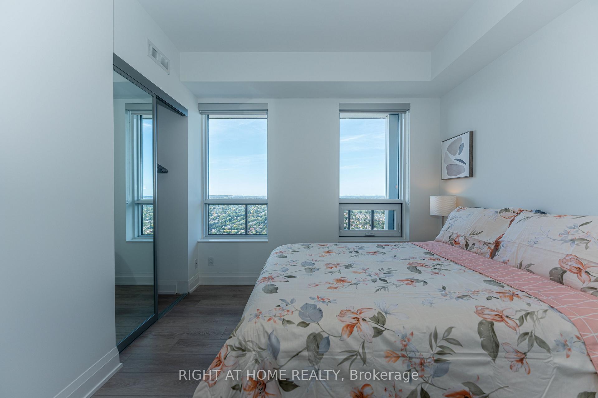Photo 29 of Unit 4007, 8 Water Walk Drive, Markham, Unionville — HOMEH