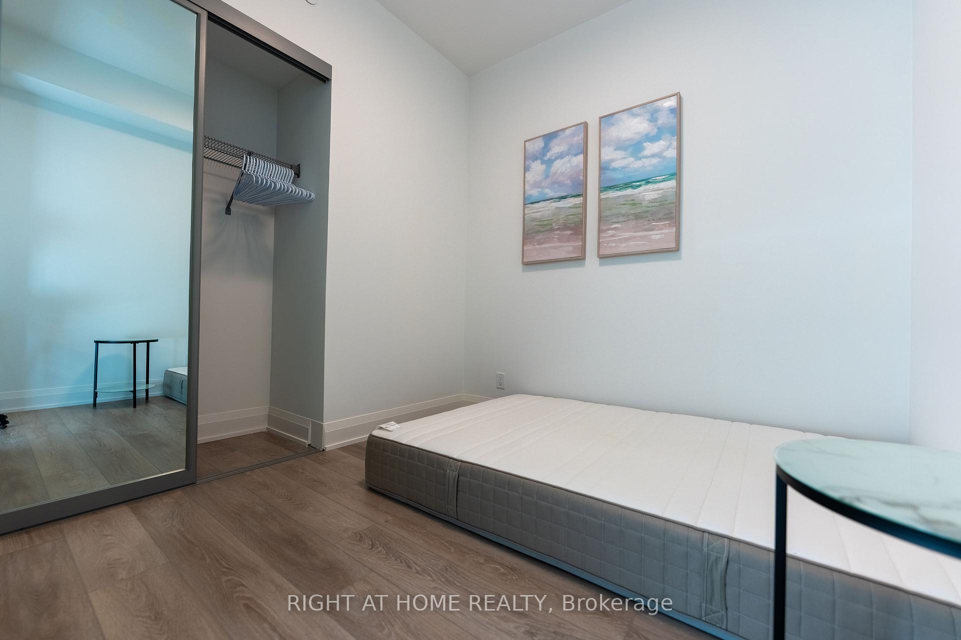 Photo 33 of Unit 4007, 8 Water Walk Drive, Markham, Unionville — HOMEH