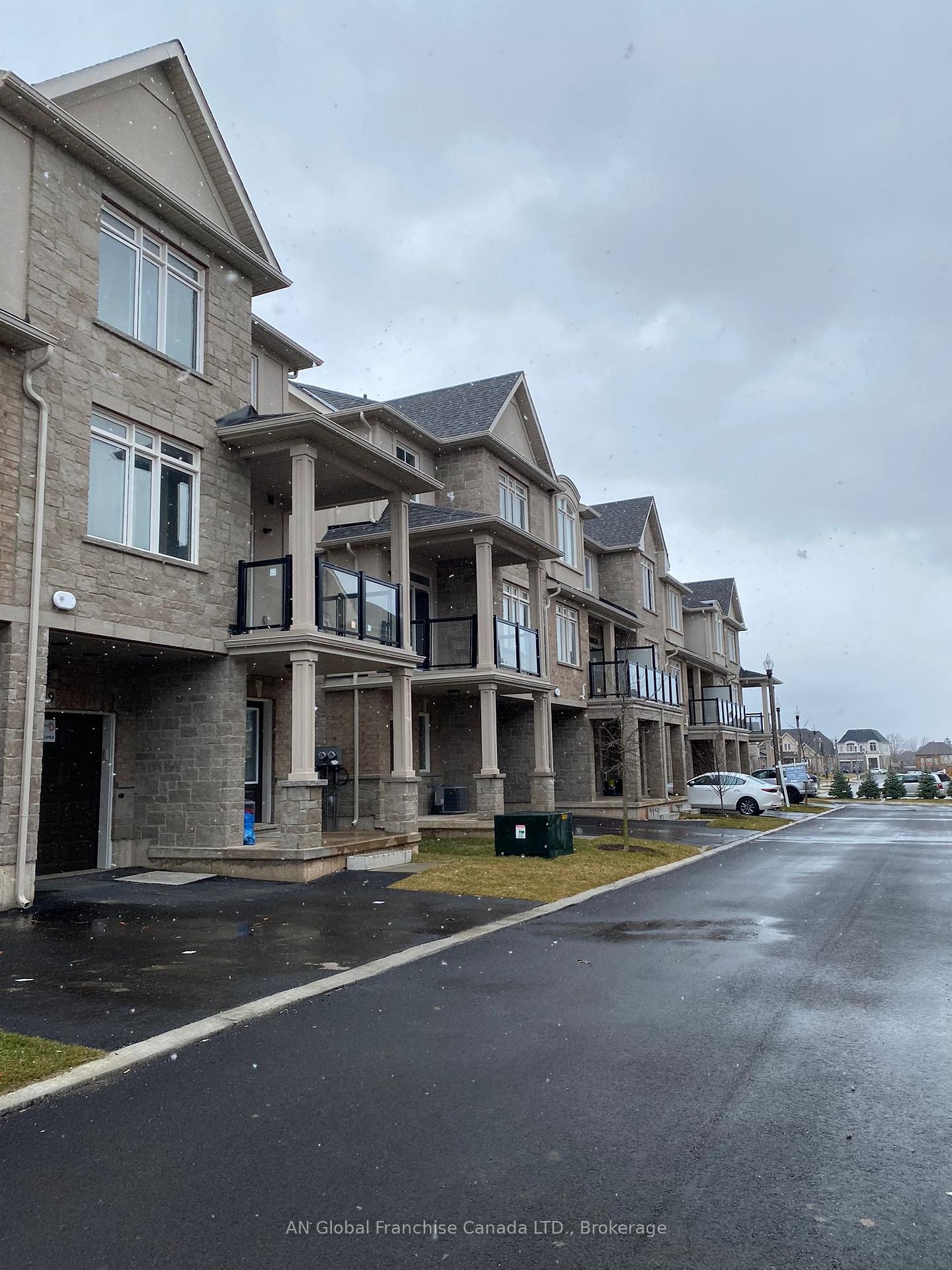 Front of Unit 19, 40 Zinfandel Drive