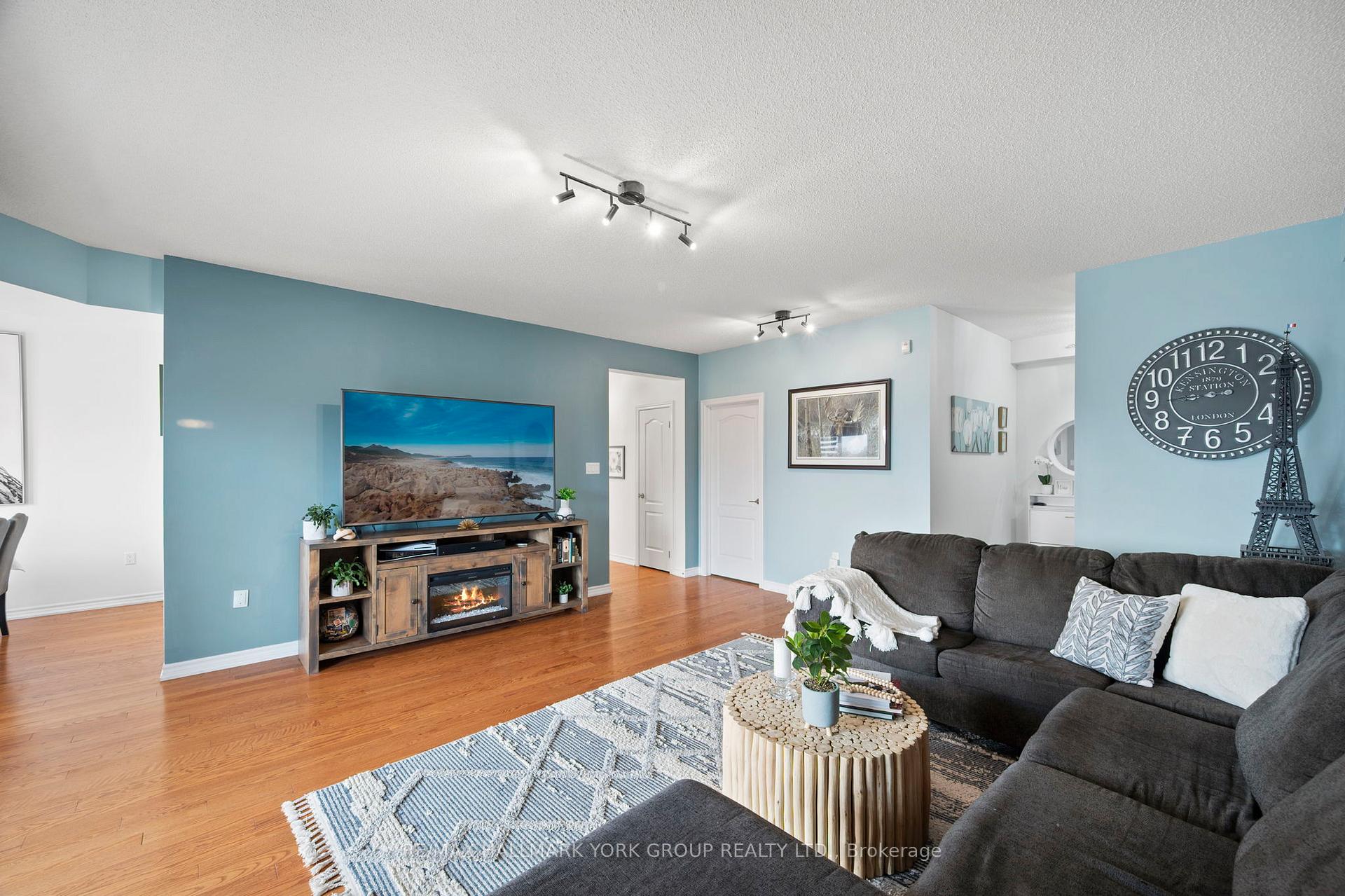 Photo 10 of Unit 214, 100 Dean Avenue, Barrie, Painswick South — HOMEH