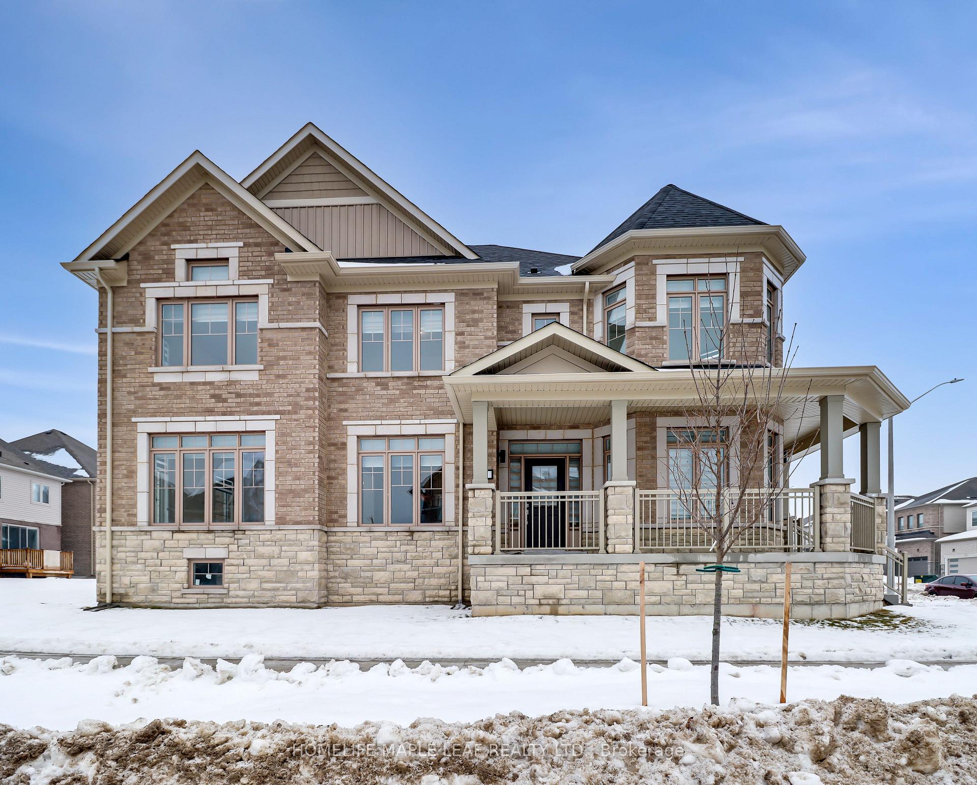 Photo 5 of 21 Shepherd Drive N, Barrie, Painswick South — HOMEH