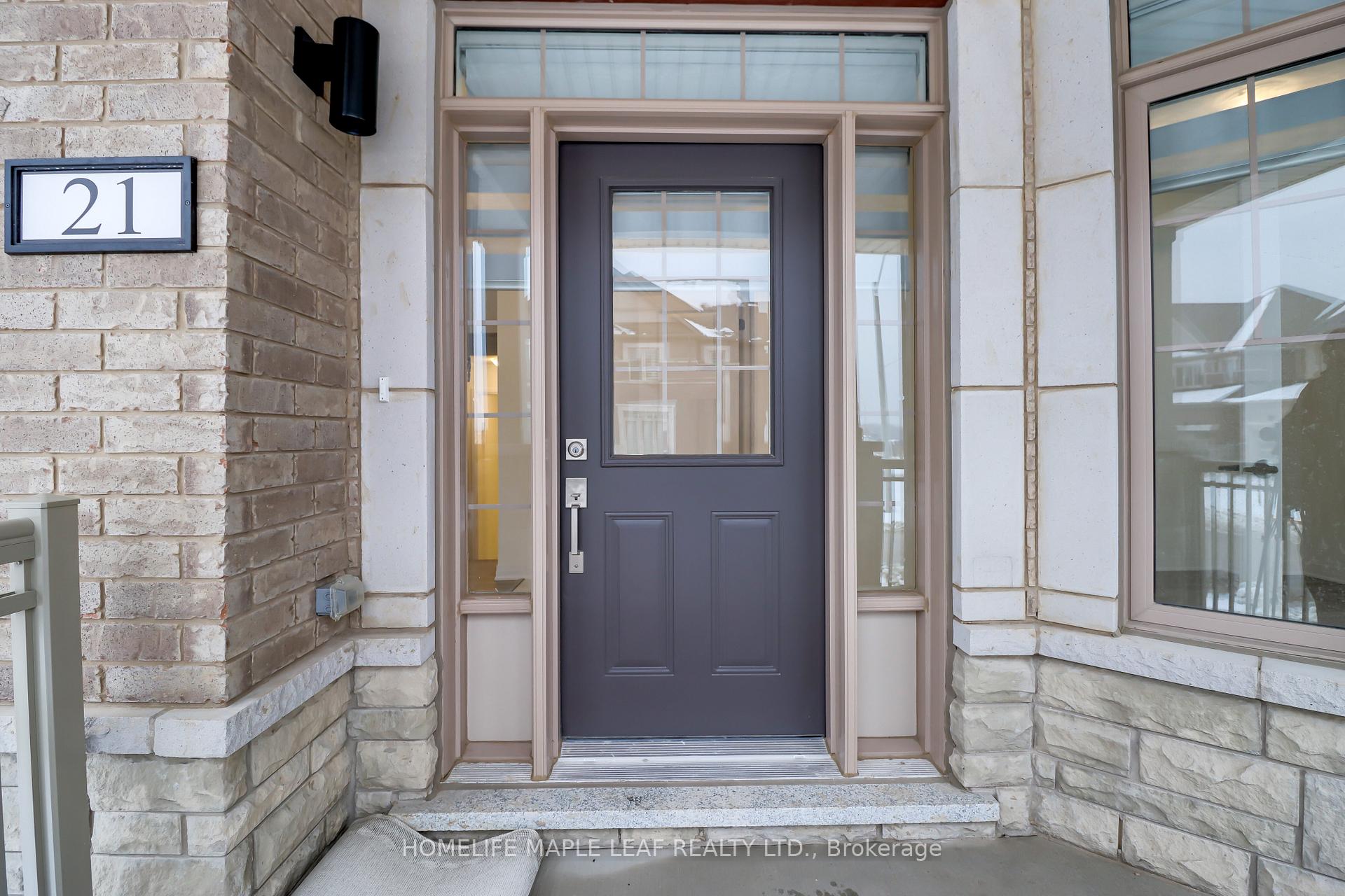 Photo 6 of 21 Shepherd Drive N, Barrie, Painswick South — HOMEH