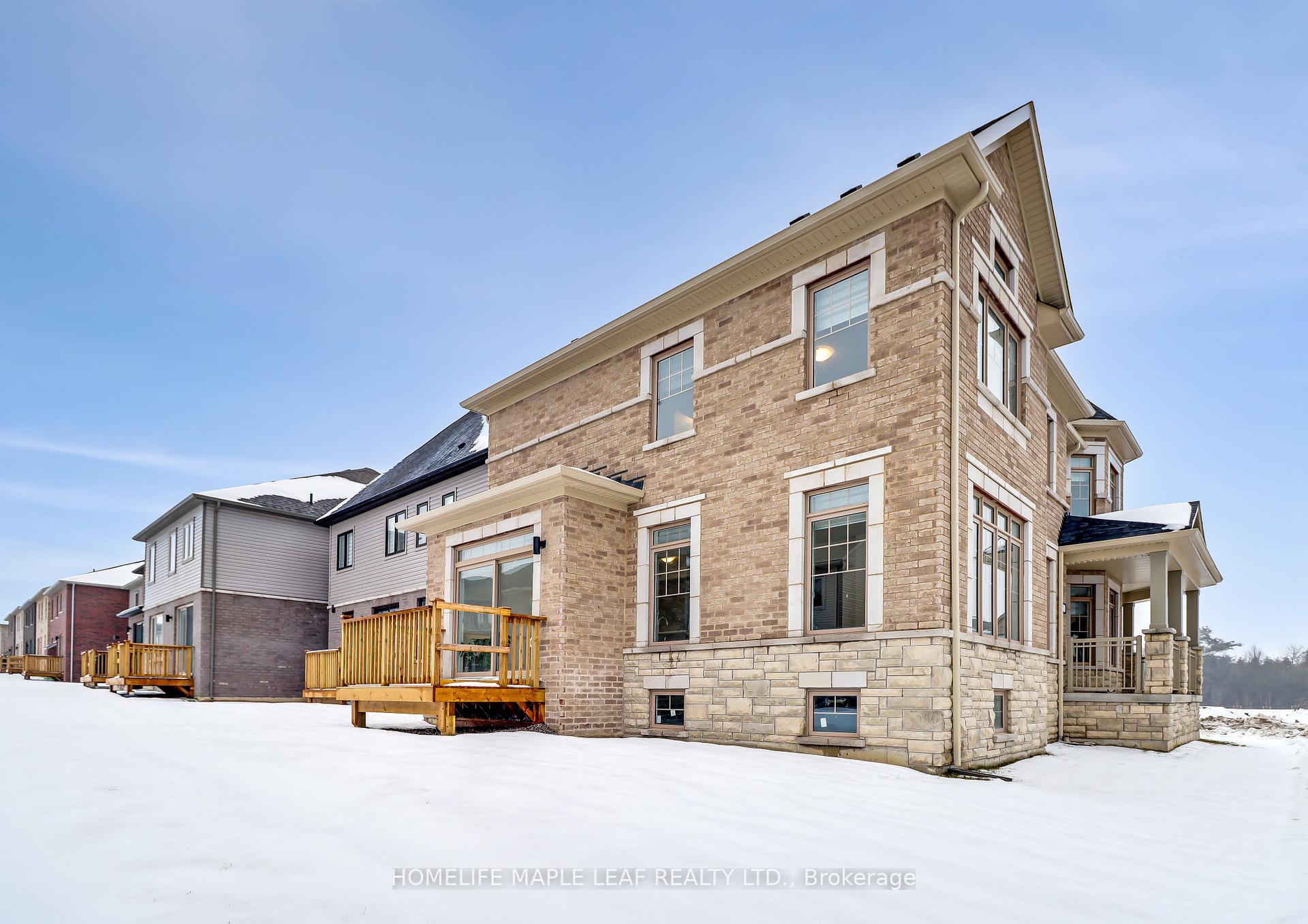Photo 38 of 21 Shepherd Drive N, Barrie, Painswick South — HOMEH
