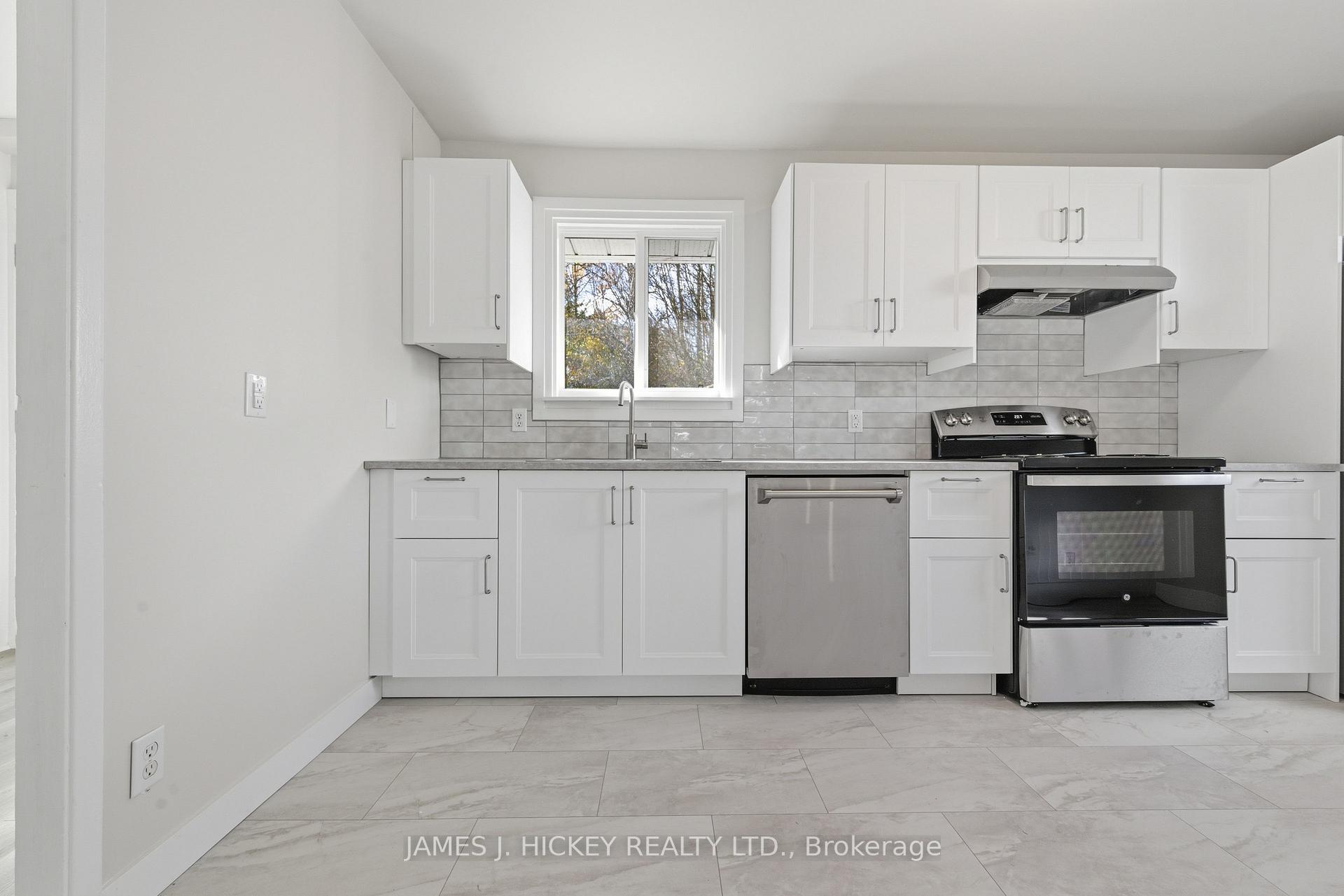 Photo 6 of 56 Beach Avenue, Deep River — HOMEH