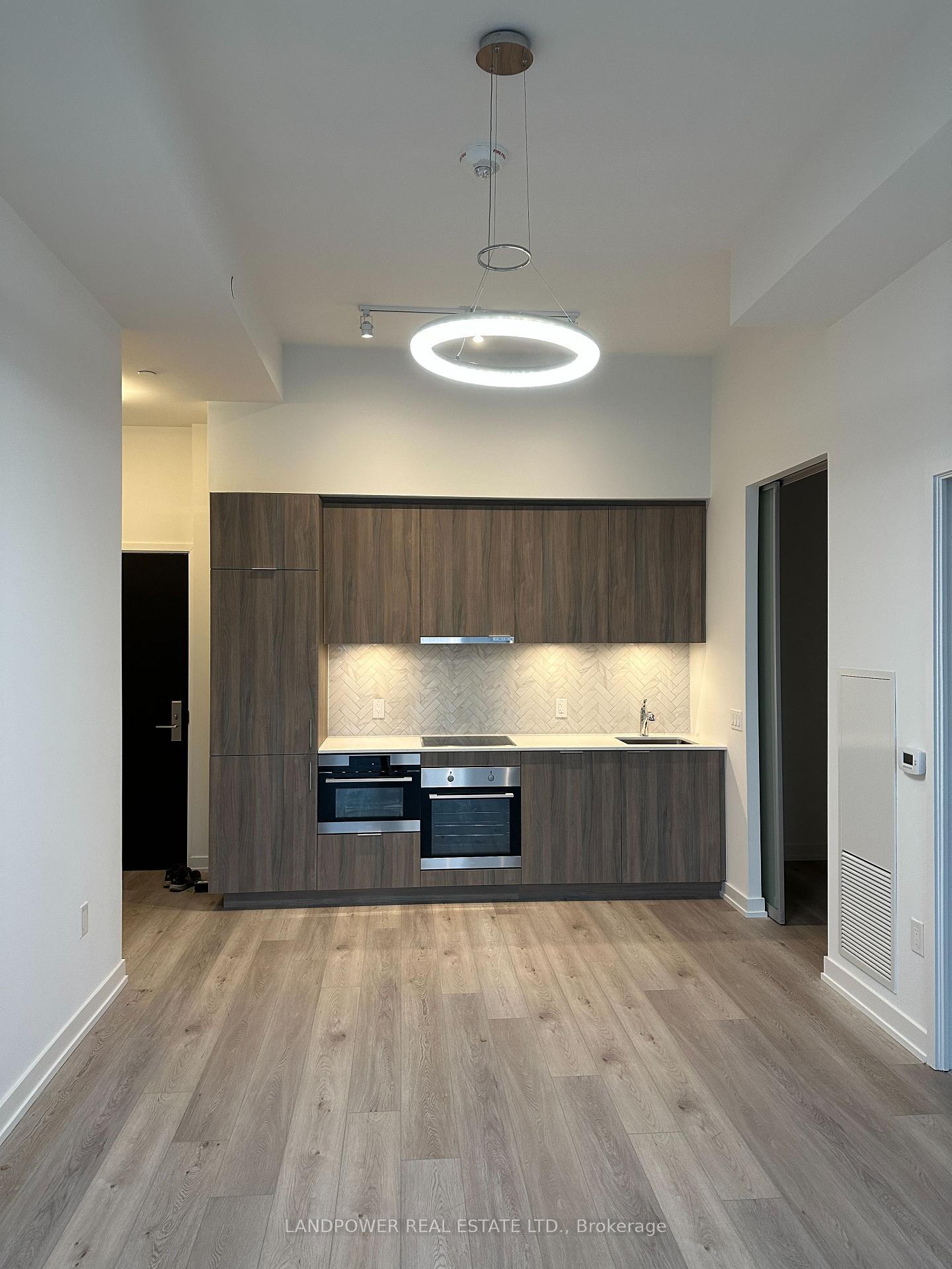 Photo 7 of Unit 1312, 158 Front Street E, Toronto, Moss Park — HOMEH