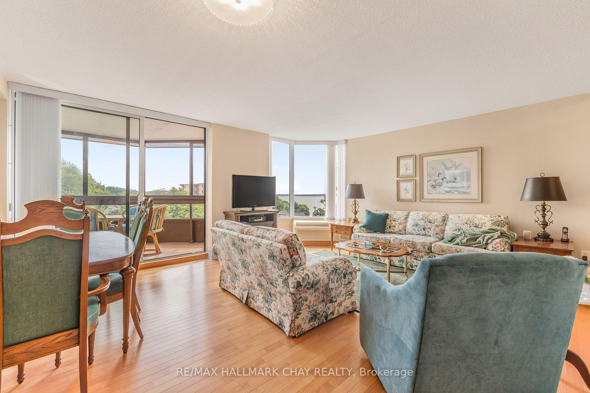 Photo 17 of Unit 505, 181 Collier Street, Barrie, North Shore — HOMEH